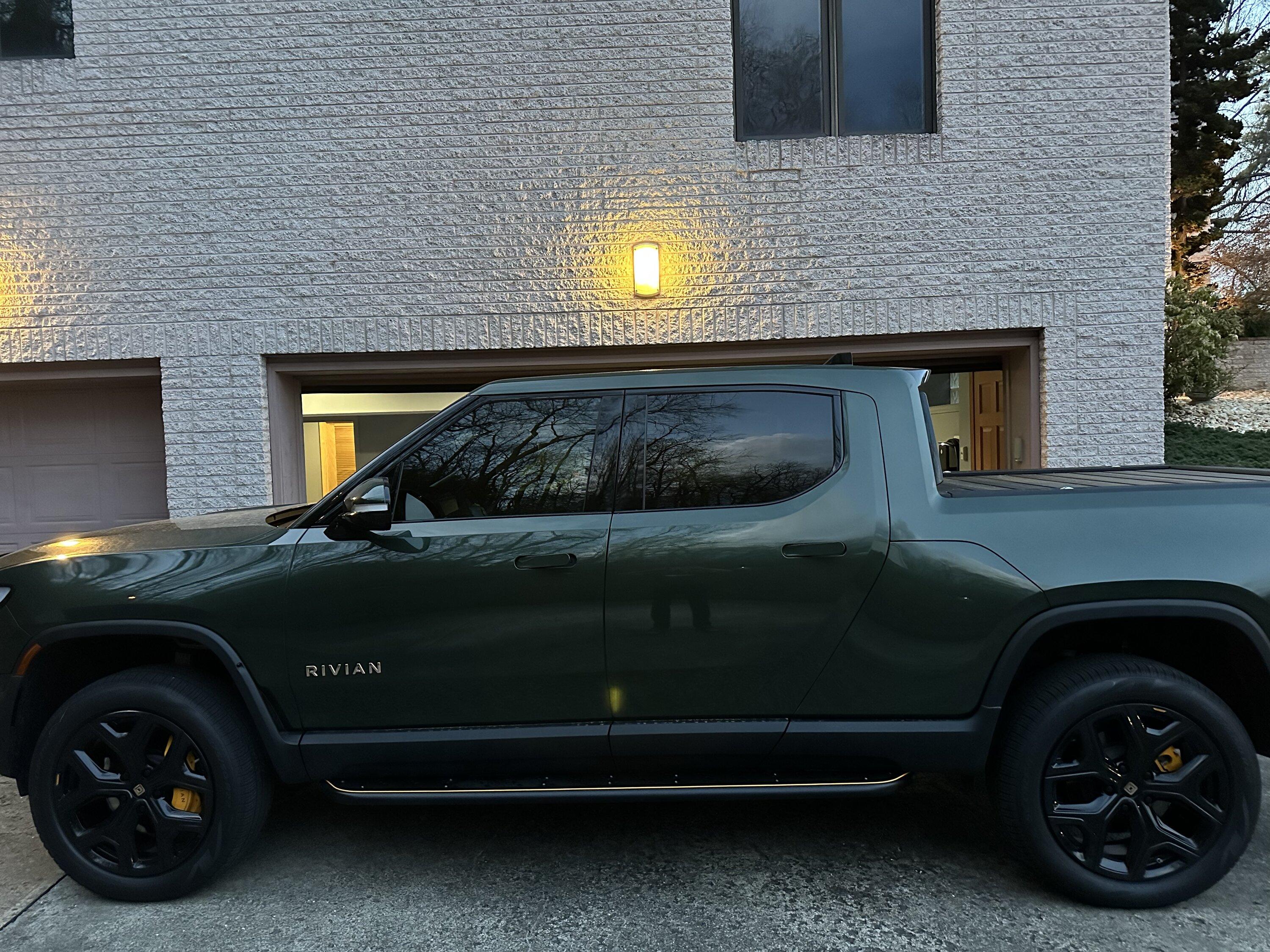 Rivian R1T R1S Introducing RMaxx Running Boards & Rock Sliders for Rivian R1T / R1S from Team 1EV 32D7CBAC-2308-4C80-AAFF-C0C839C6A711