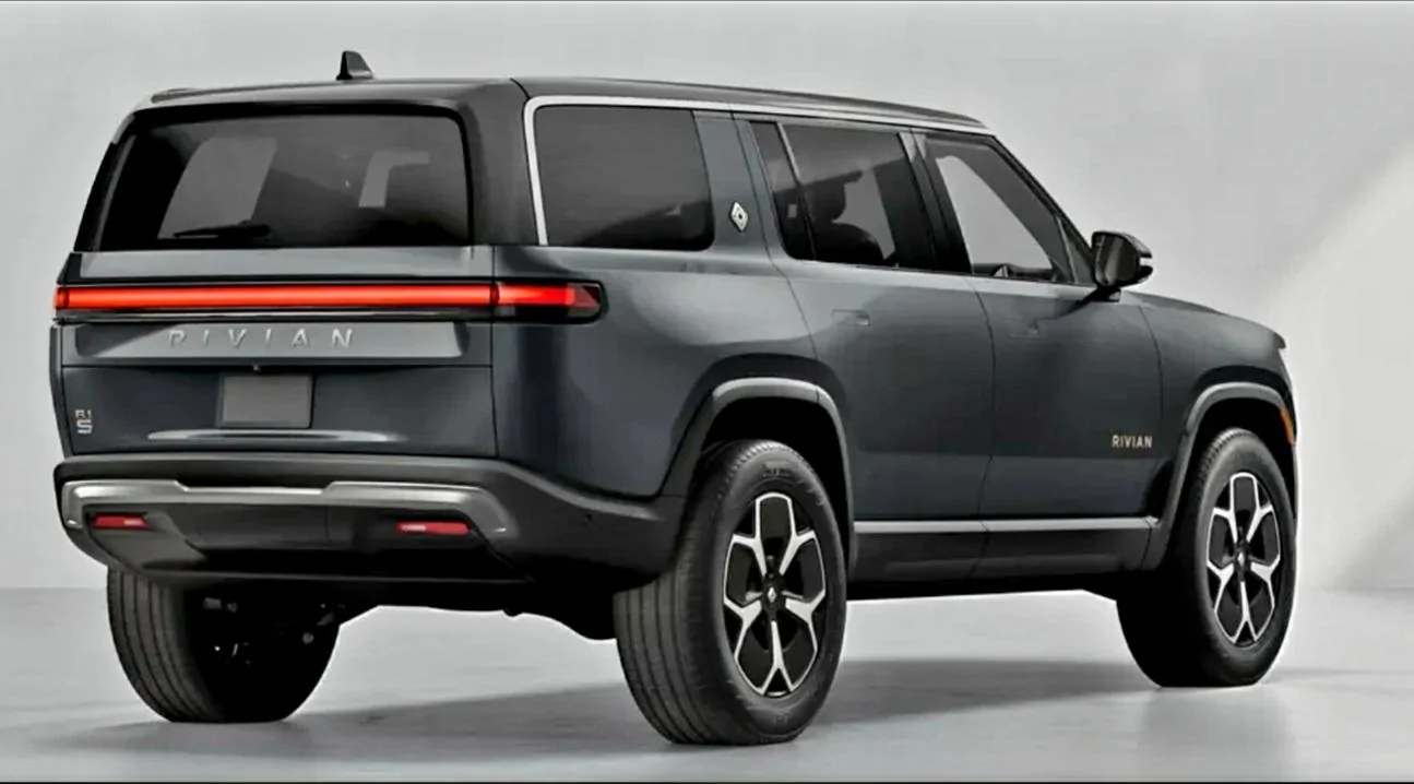 Rivian R1T R1S R1S Shop access live with lots of inventory! Screenshot_20230405_102649_Chrom