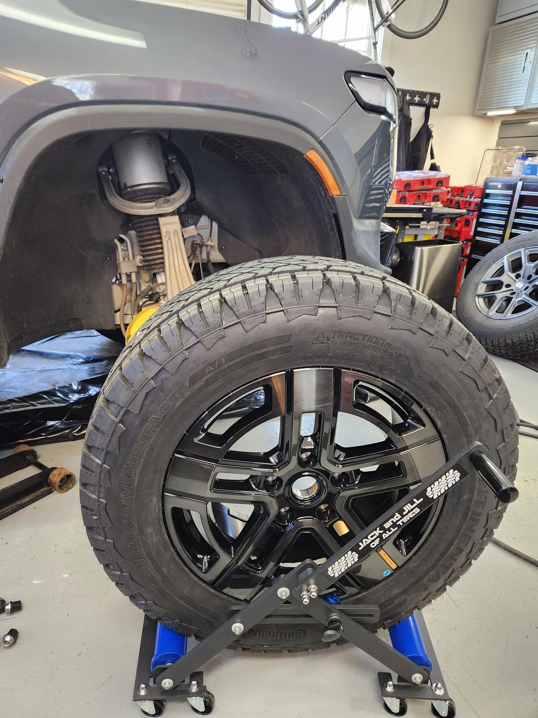 Rivian R1T R1S LT Tire Choices 20230406_123210 (1)