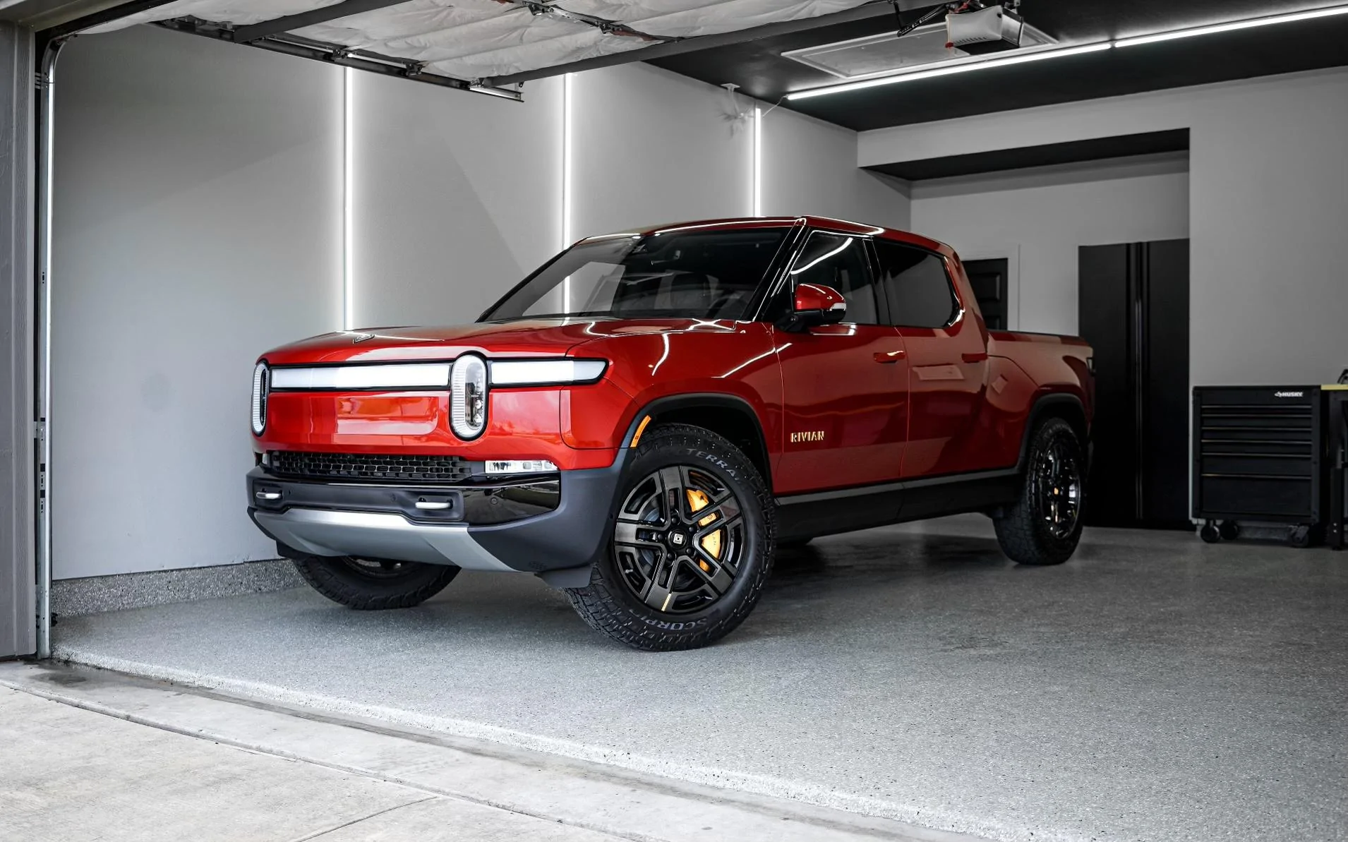 Rivian R1T R1S Ceramic and paint correction in DFW? 01959F22-EA4F-4954-9D78-6915B2E40DB6