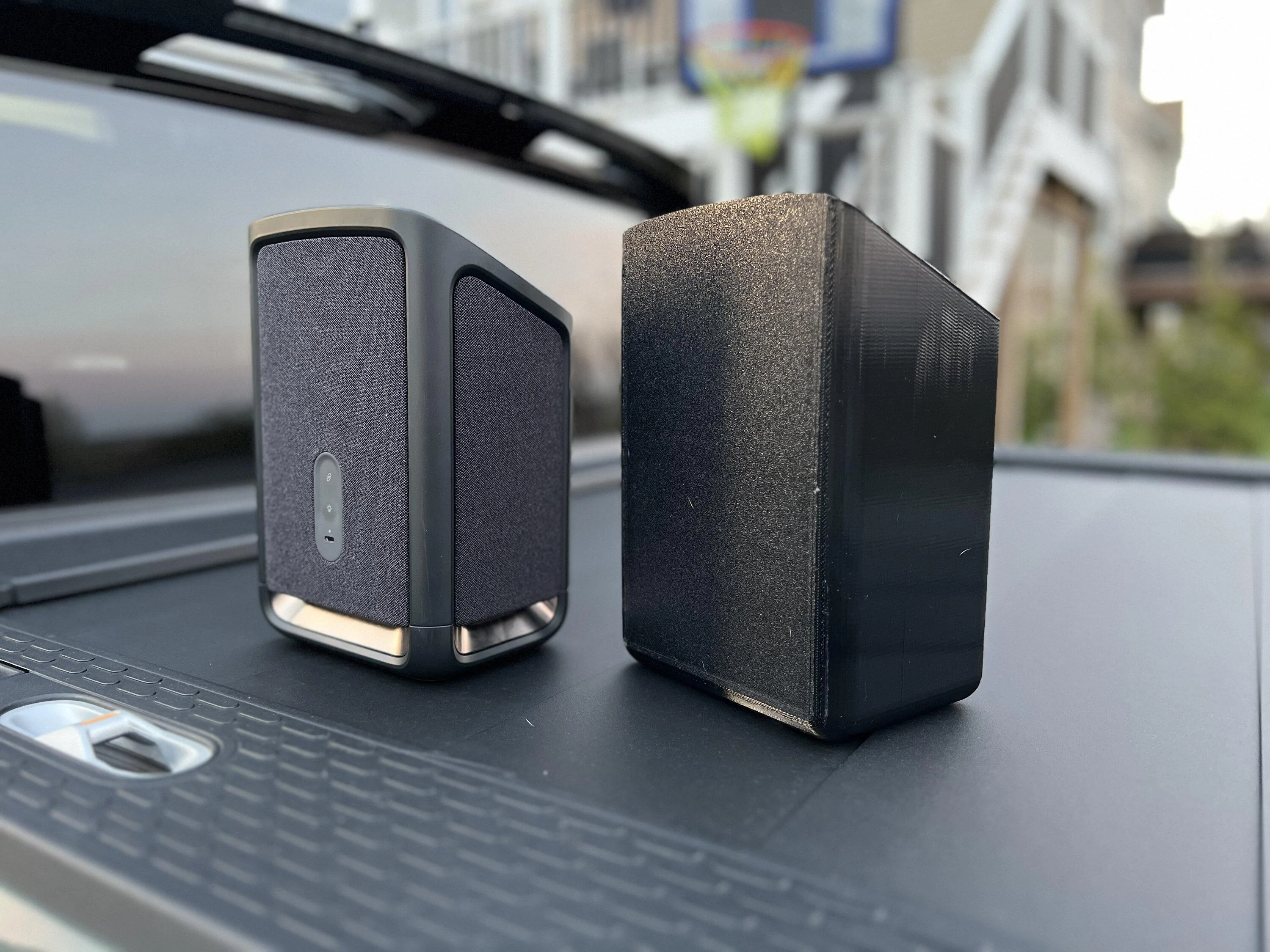 Rivian R1T R1S Center Console/Camp Speaker IMG_1422