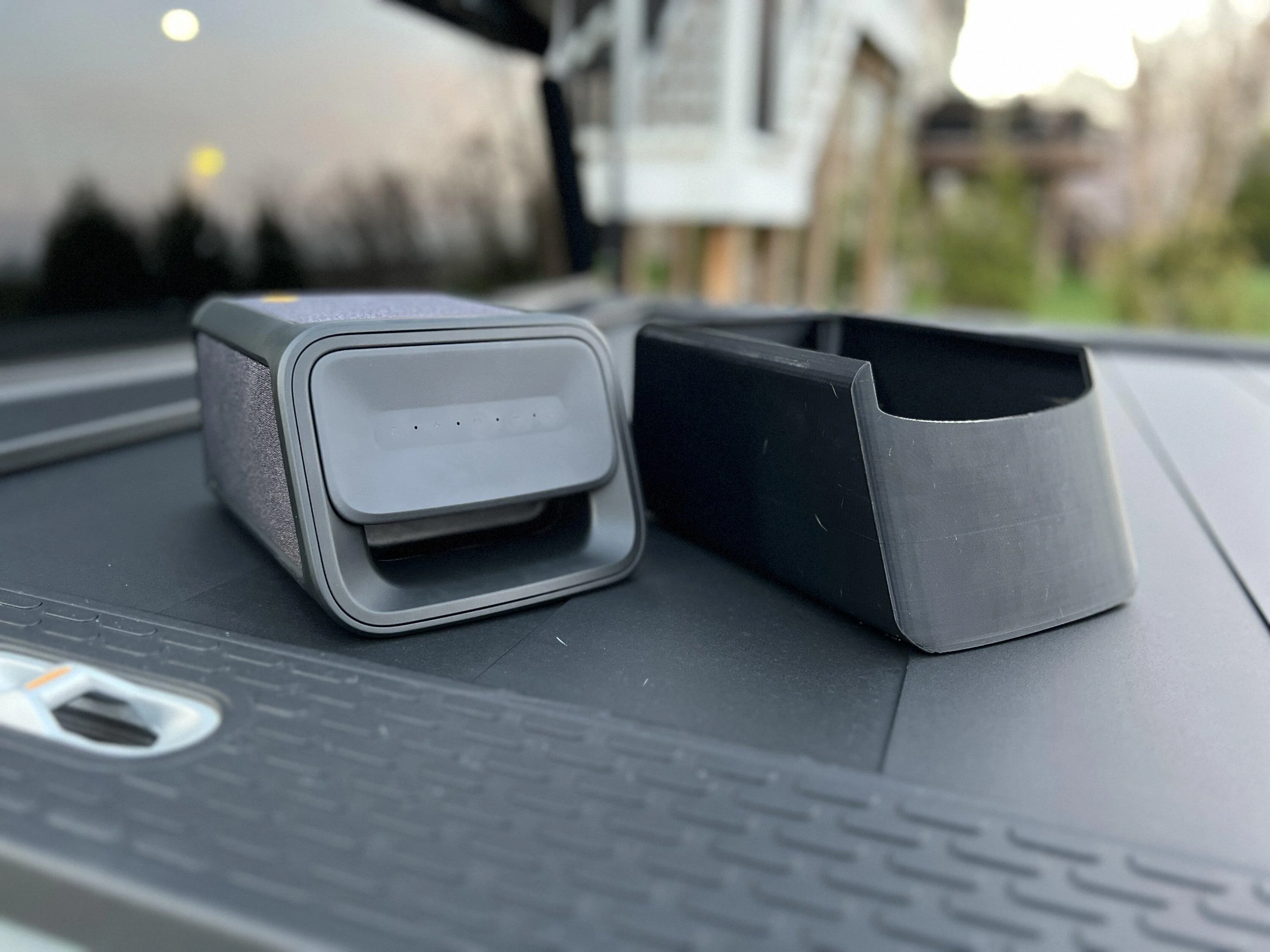Rivian R1T R1S Center Console/Camp Speaker IMG_1423