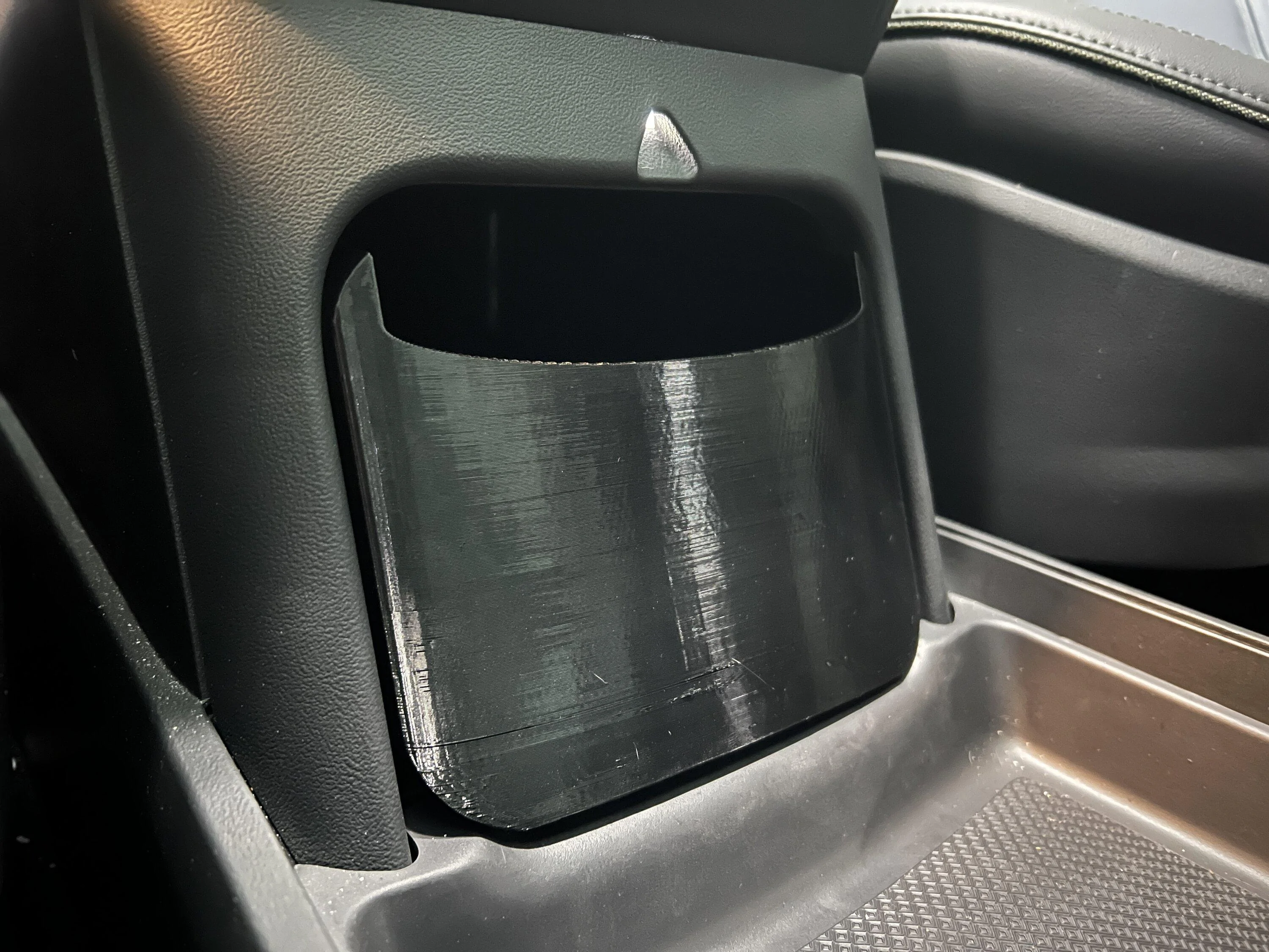 Rivian R1T R1S Center Console/Camp Speaker IMG_1437
