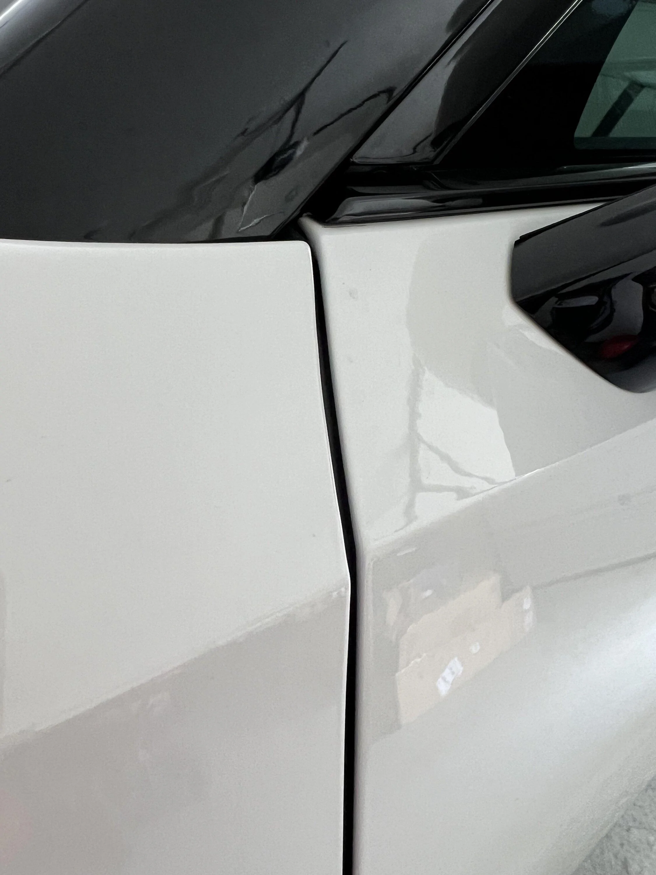 Rivian R1T R1S In what world are these types of paint issues acceptable on new R1S? IMG_4768