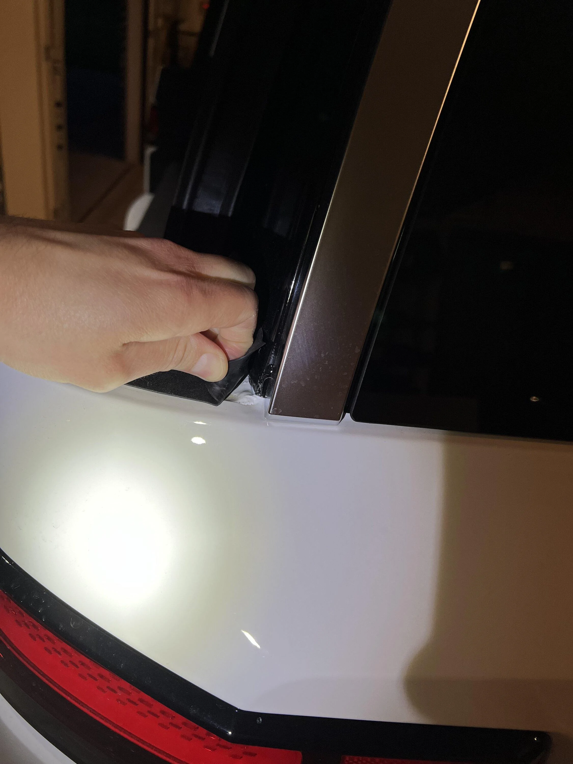 Rivian R1T R1S In what world are these types of paint issues acceptable on new R1S? IMG_4794