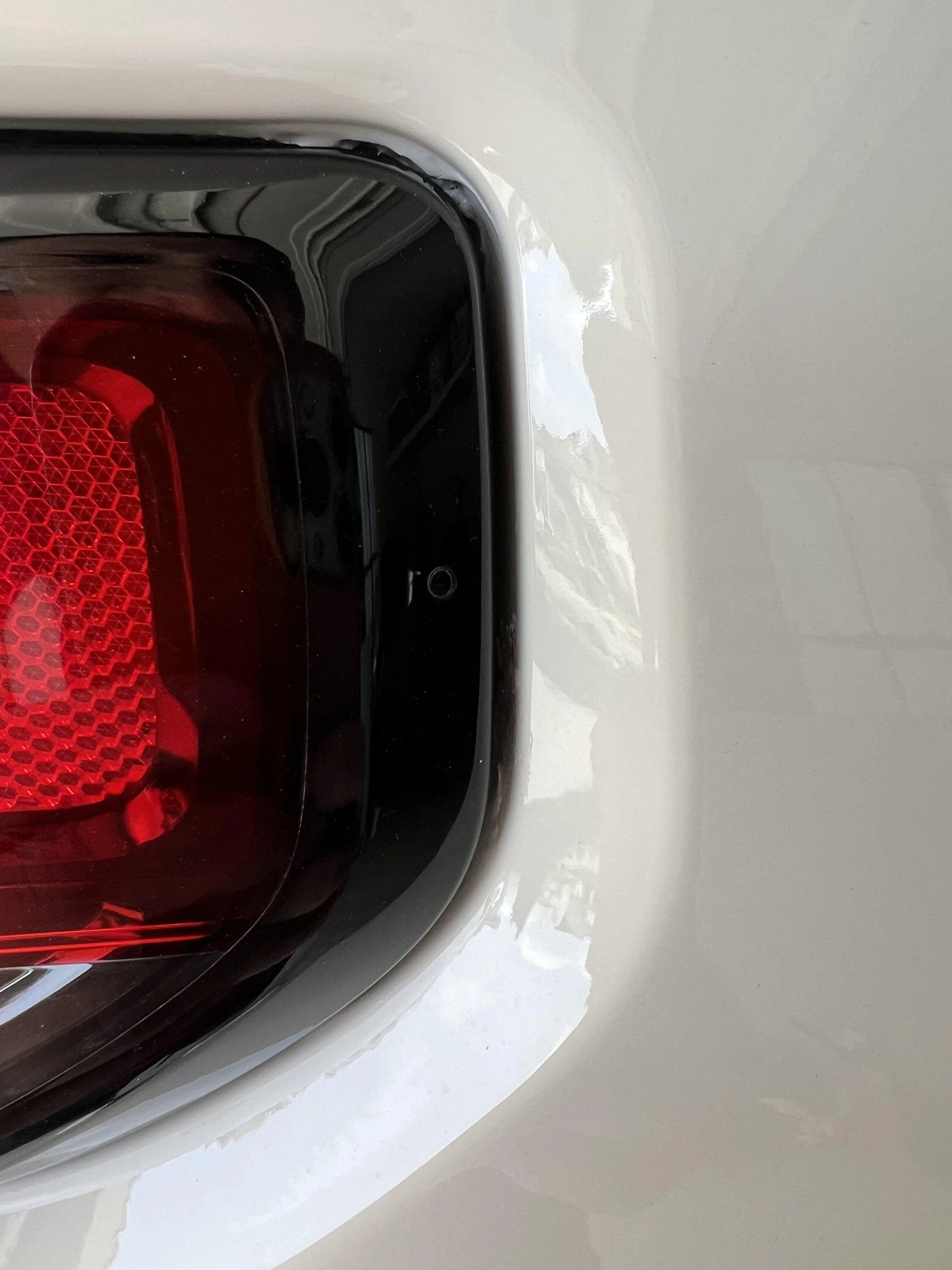 Rivian R1T R1S In what world are these types of paint issues acceptable on new R1S? IMG_4767