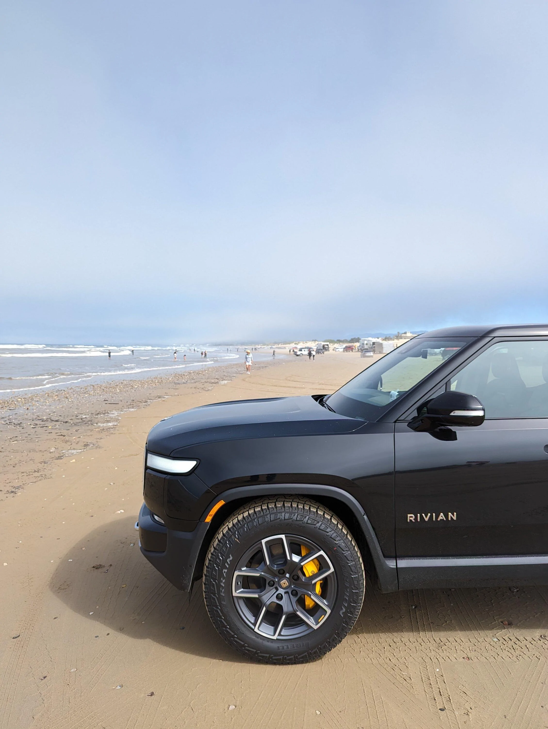 Rivian R1T R1S PHOTOS: Trip to Morro Rock and Pismo Beach! PXL_20230409_174629634