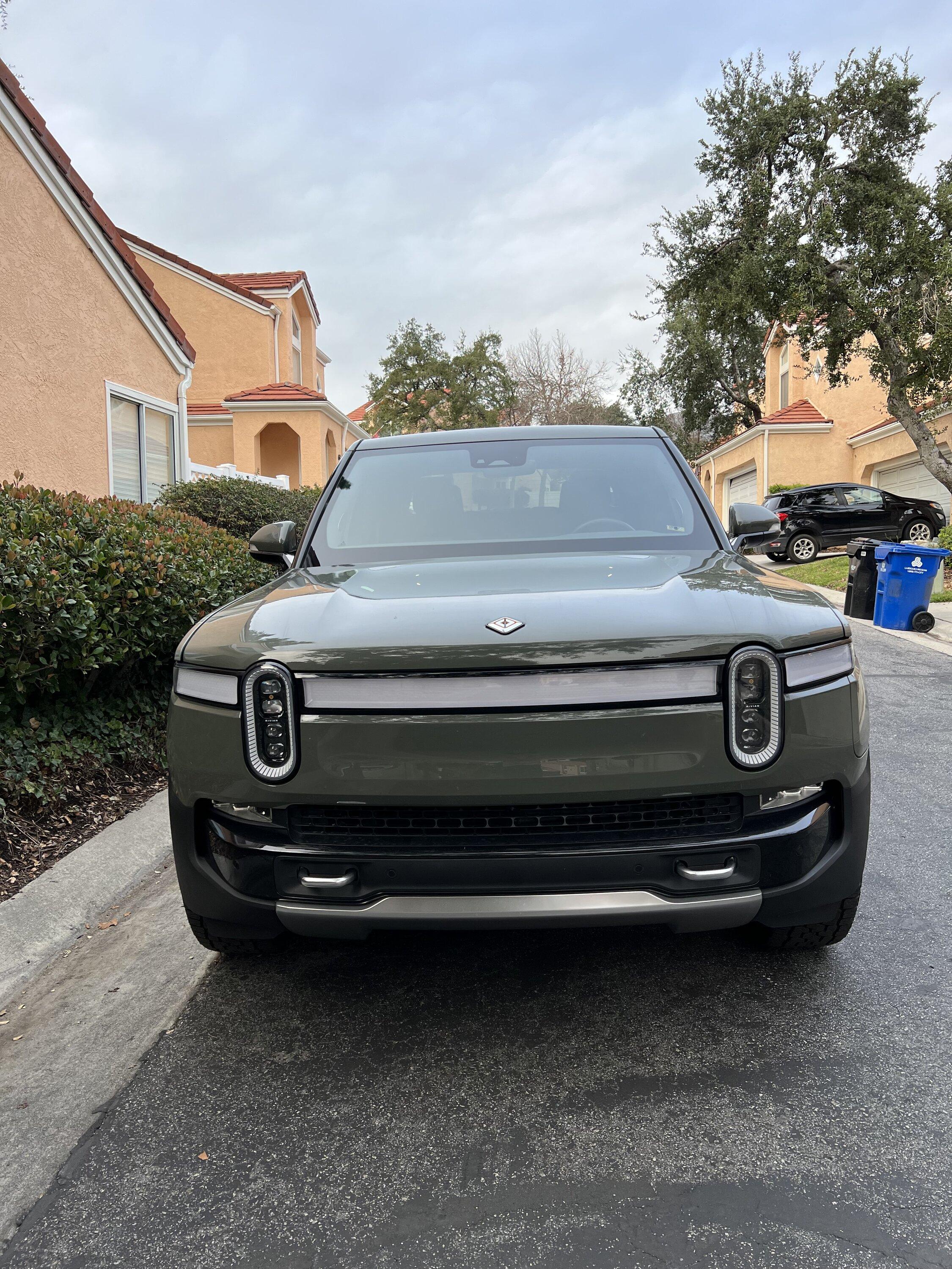 Rivian R1T R1S Launch Edition, Launch Green, 17K miles, $76K - Socal IMG-4850