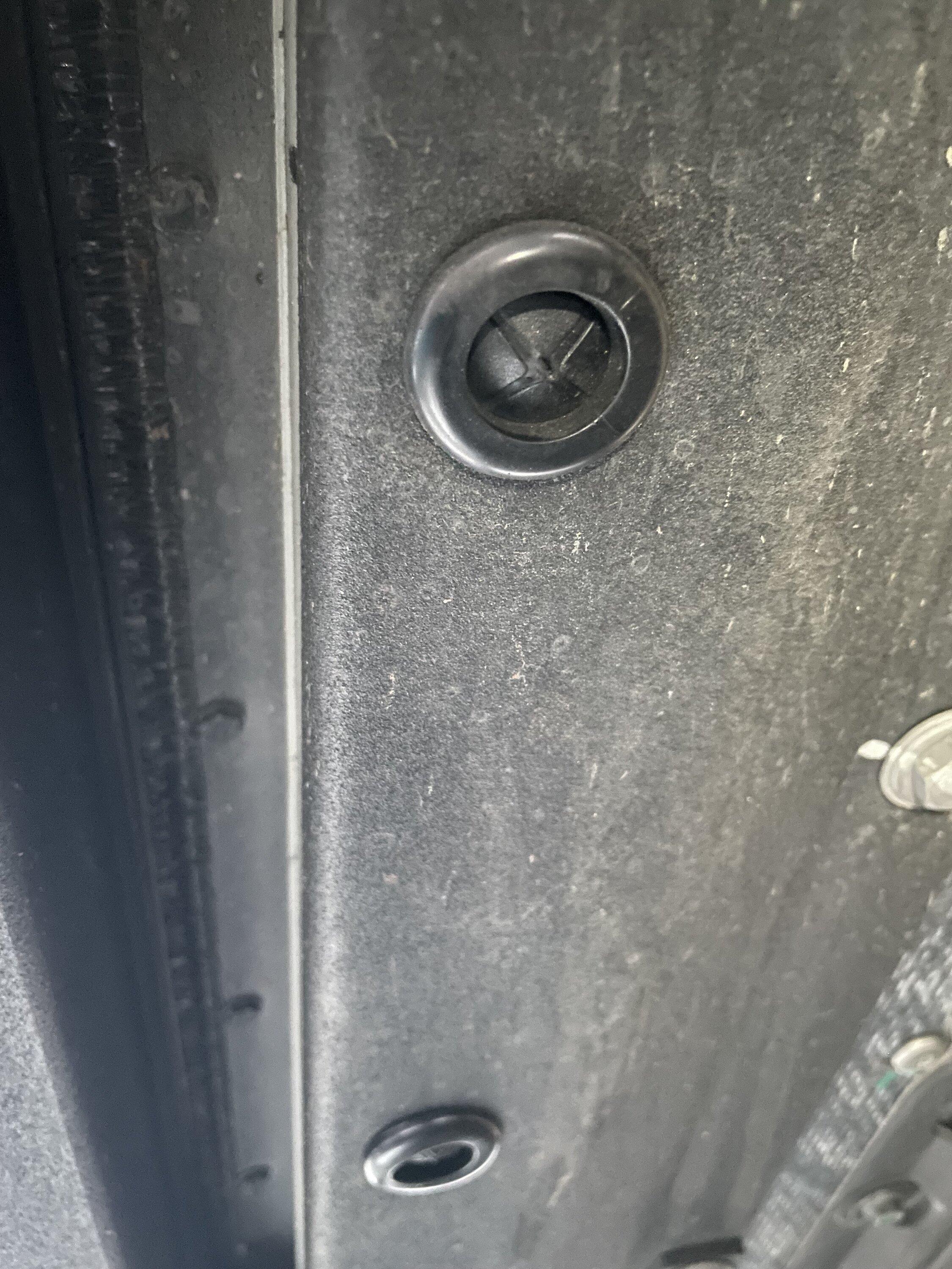 Rivian R1T R1S DCE sliders installed IMG_0425