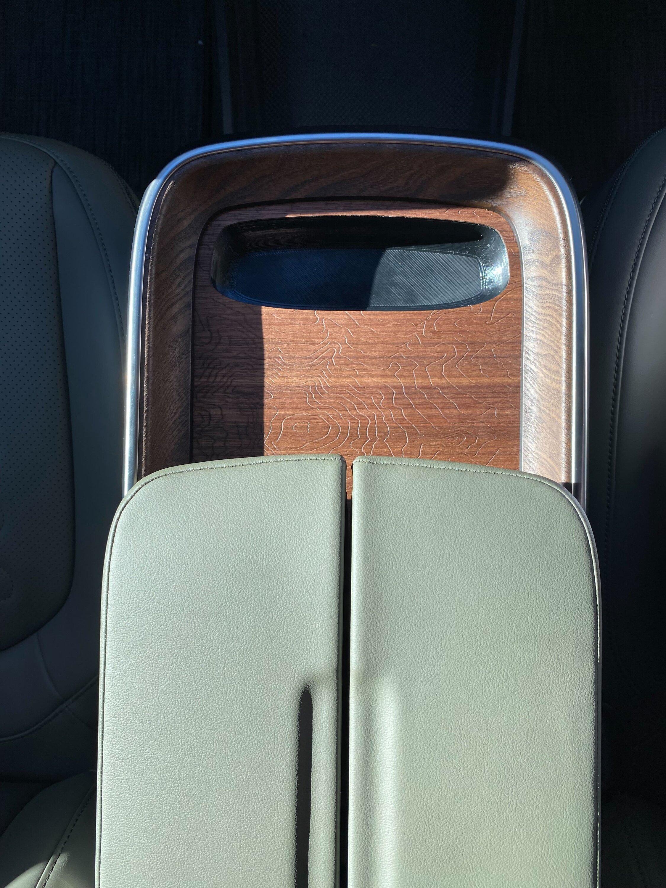 Rivian R1T R1S First Look at Premium Charging Plate IMG_7818