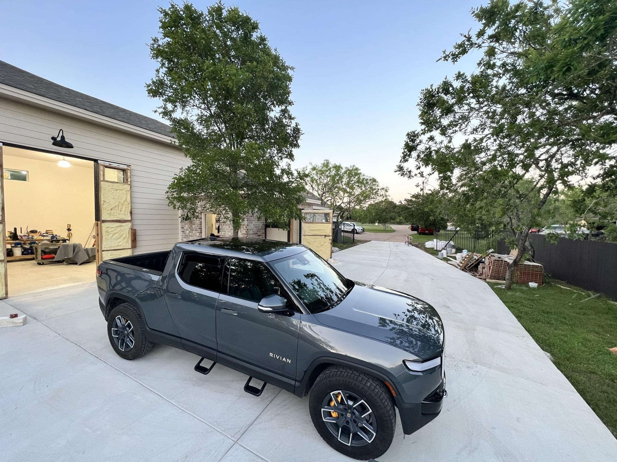 Rivian R1T R1S Just joined the club a couple of weeks ago with my new purchase. IMG_8649