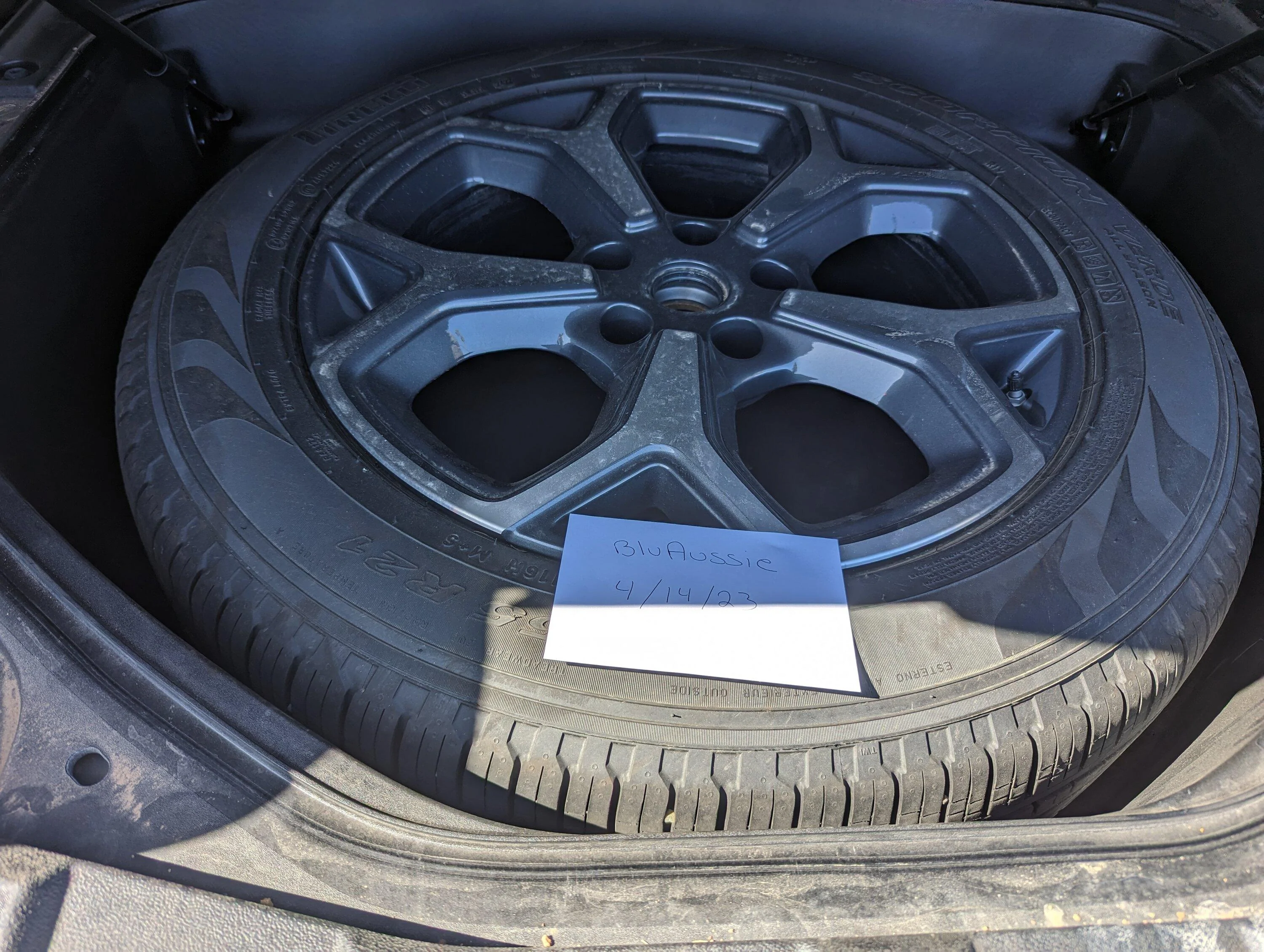 Rivian R1T R1S SOLD WTS 21" Wheels PXL_20230414_162654755