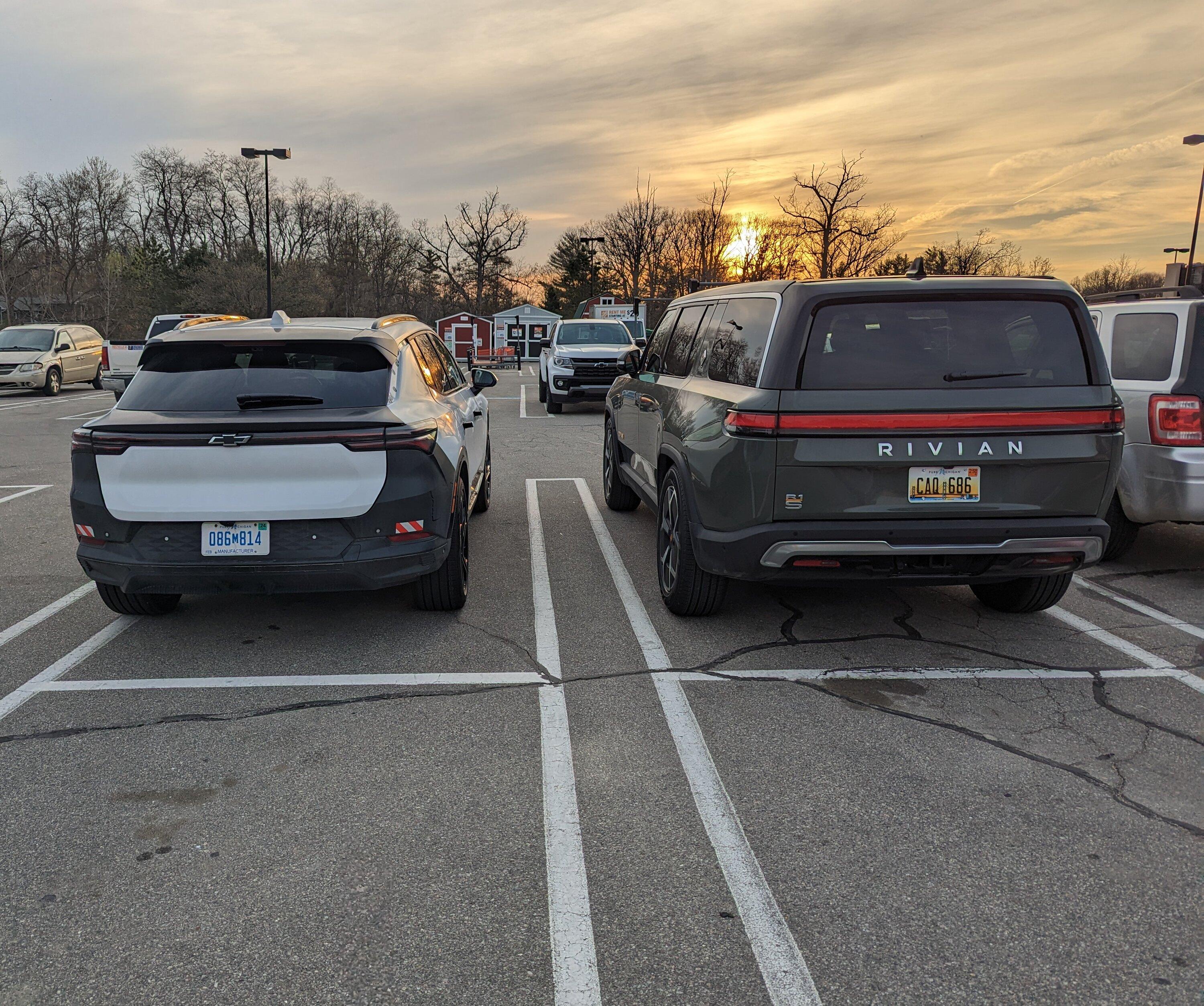 Rivian R1T R1S Equinox EV PXL_20230414_233848826~2