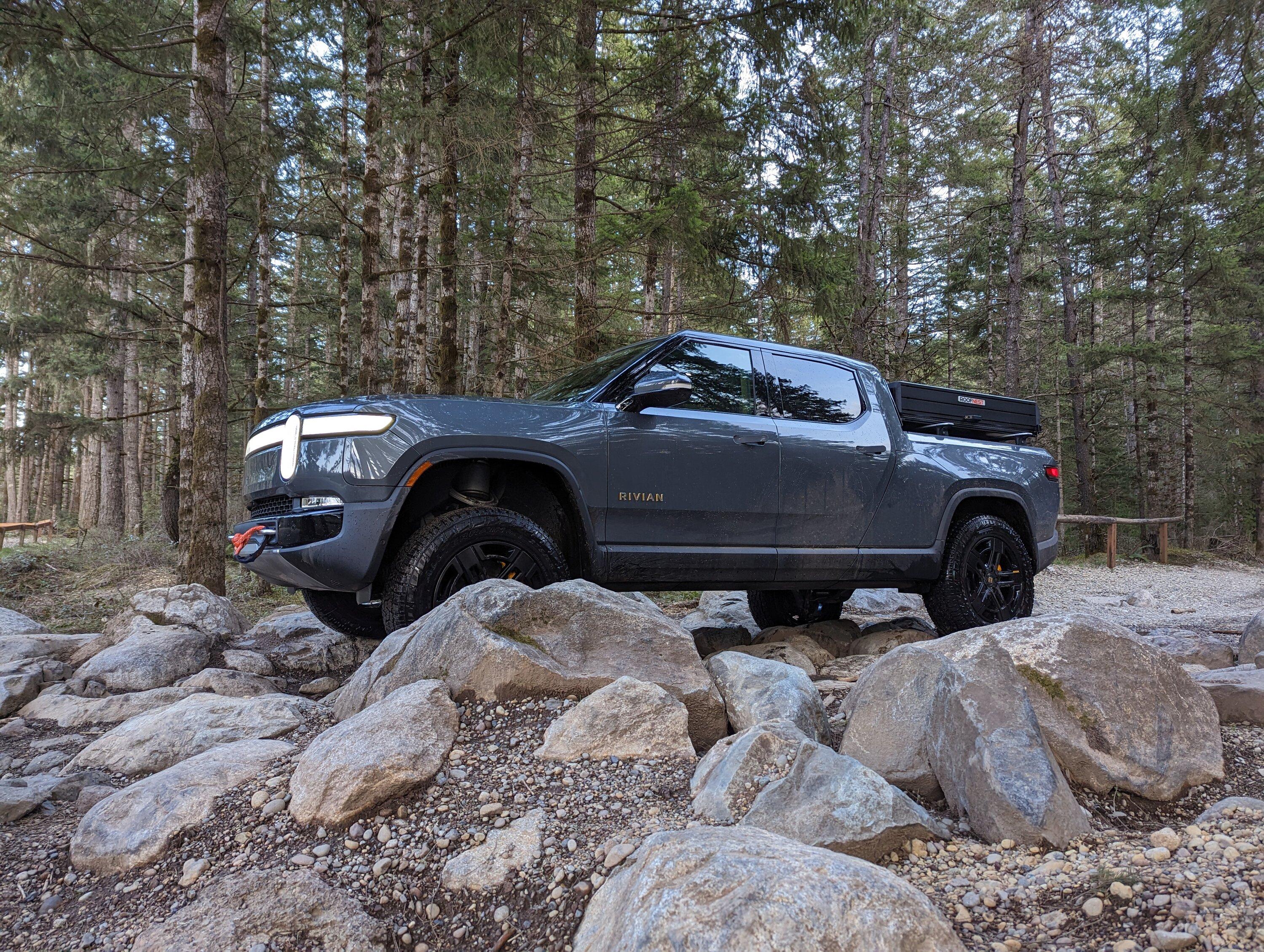 Rivian R1T R1S [Update: Made It Out!] Drive Motor Failure During Off-roading Excursion Through Water Crossing PXL_20230415_020541625.MP