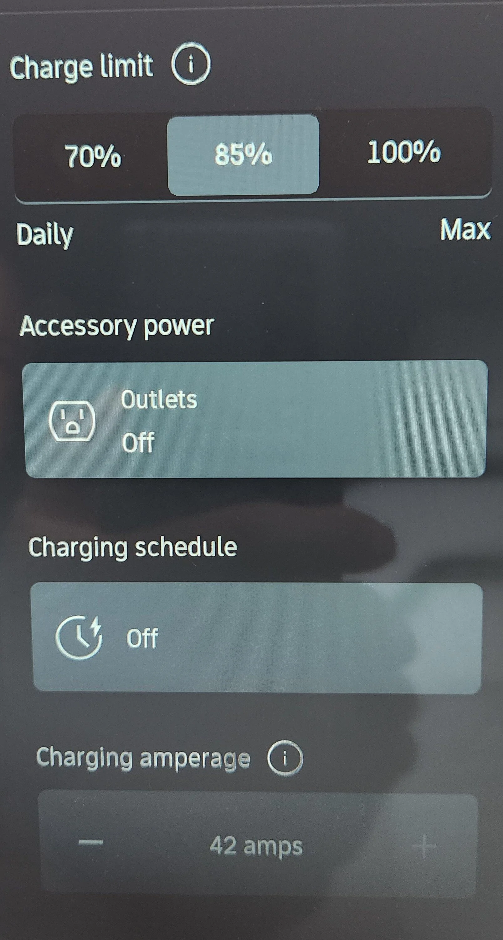 Rivian R1T R1S 17 MPH - S L O W Charging Rate 20230415_070637