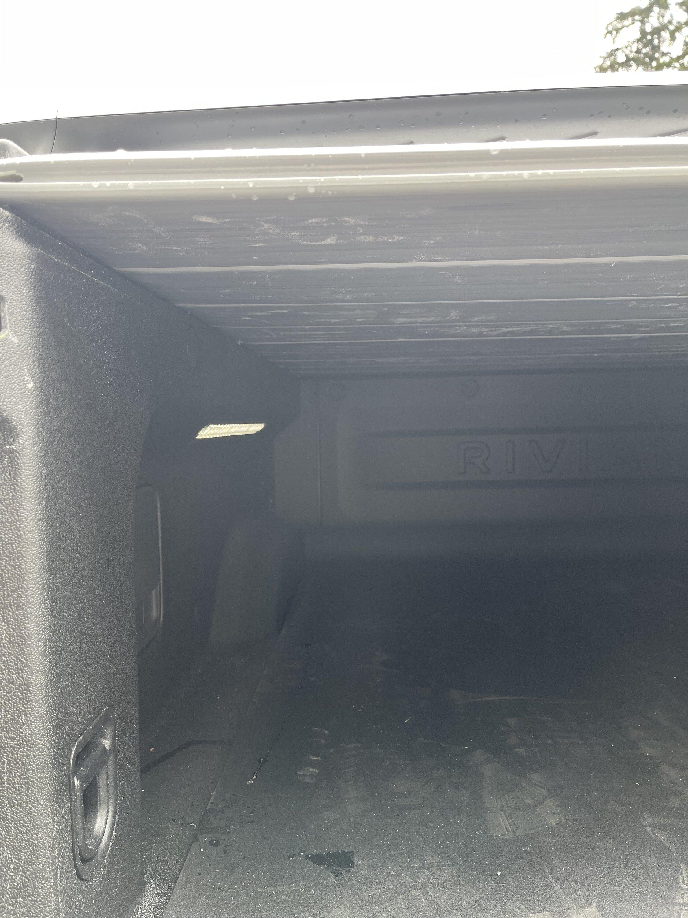 Rivian R1T R1S DIY temporary tonneau / bed cover? IMG_2991