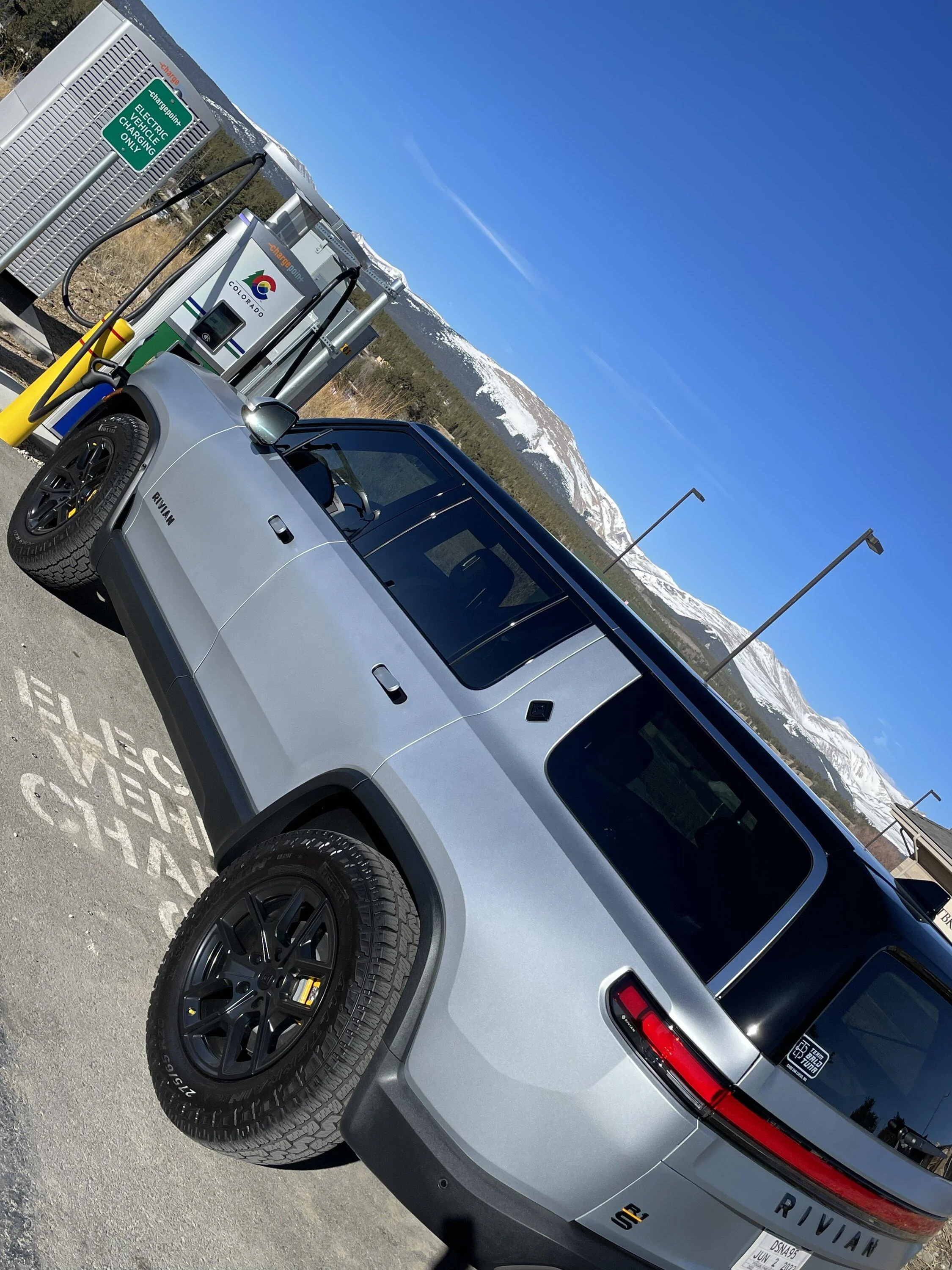Rivian R1T R1S CO Steamboat chargepoint dcfc upgrade! 5DD552A4-A400-4BF5-BB11-F38D30C591E6