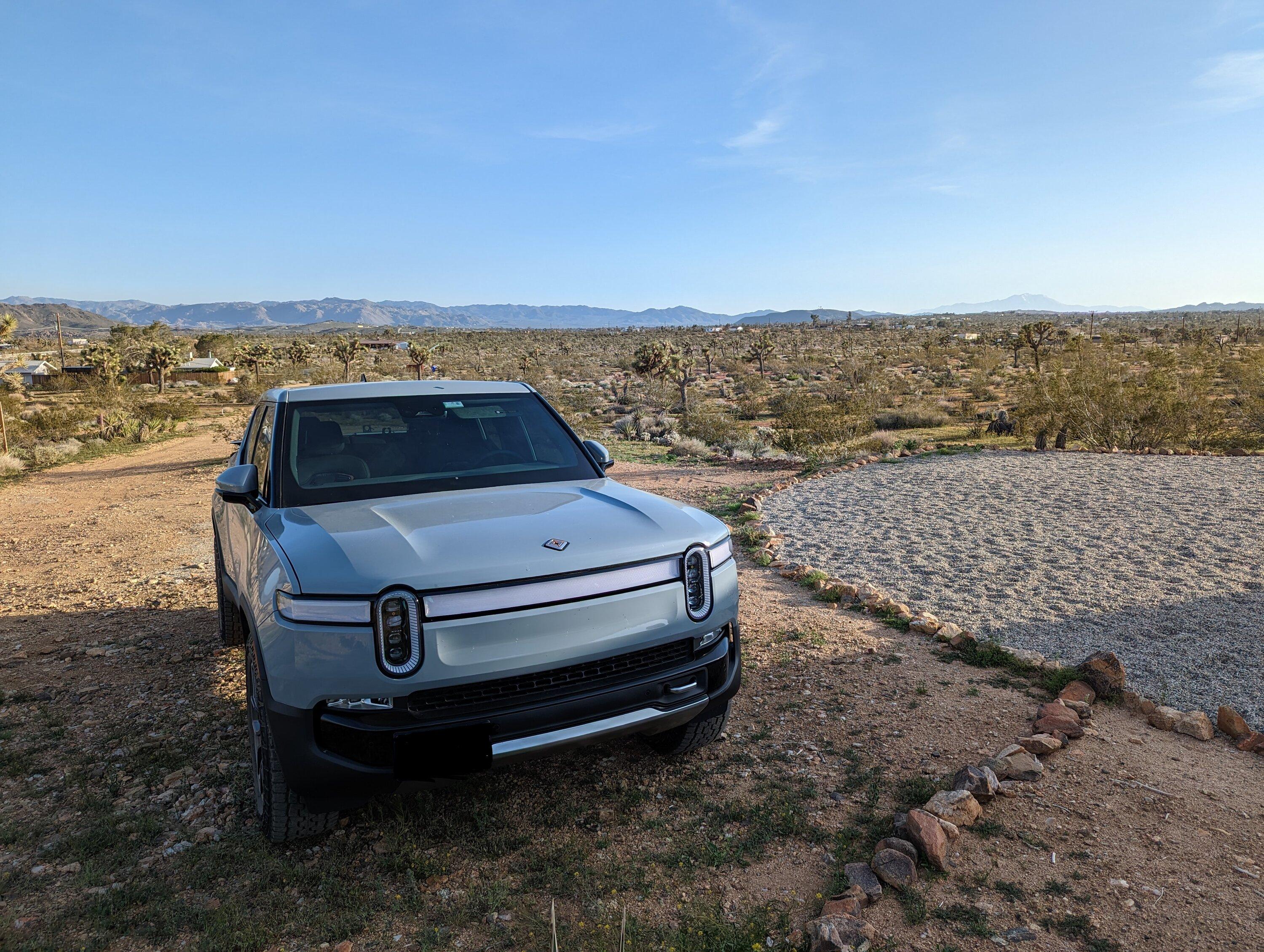 Rivian R1T R1S LIMESTONE R1T Photos PXL_20230408_010353775~2