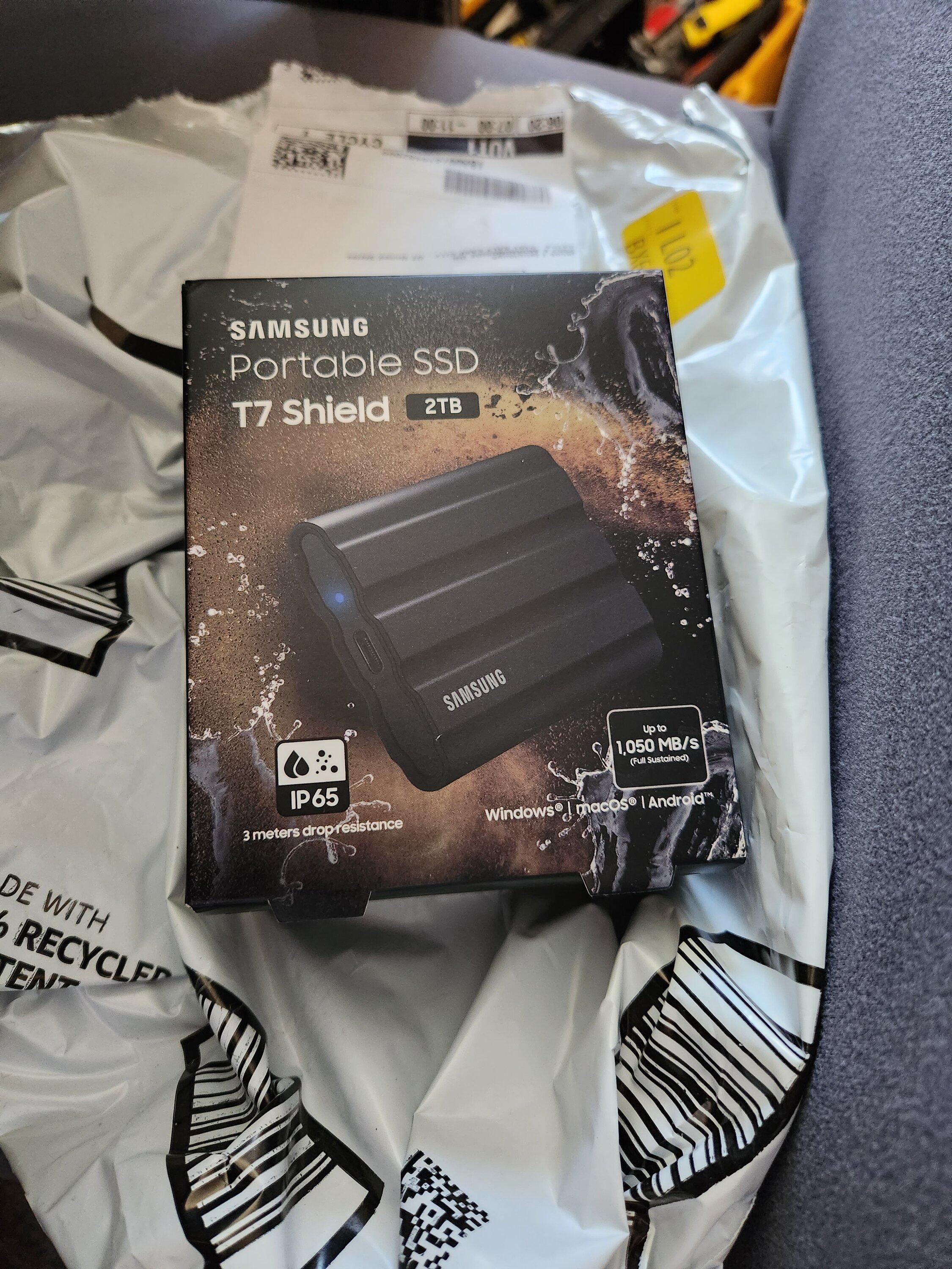 Rivian R1T R1S Show off your dashcam memory card install 20230419_105601