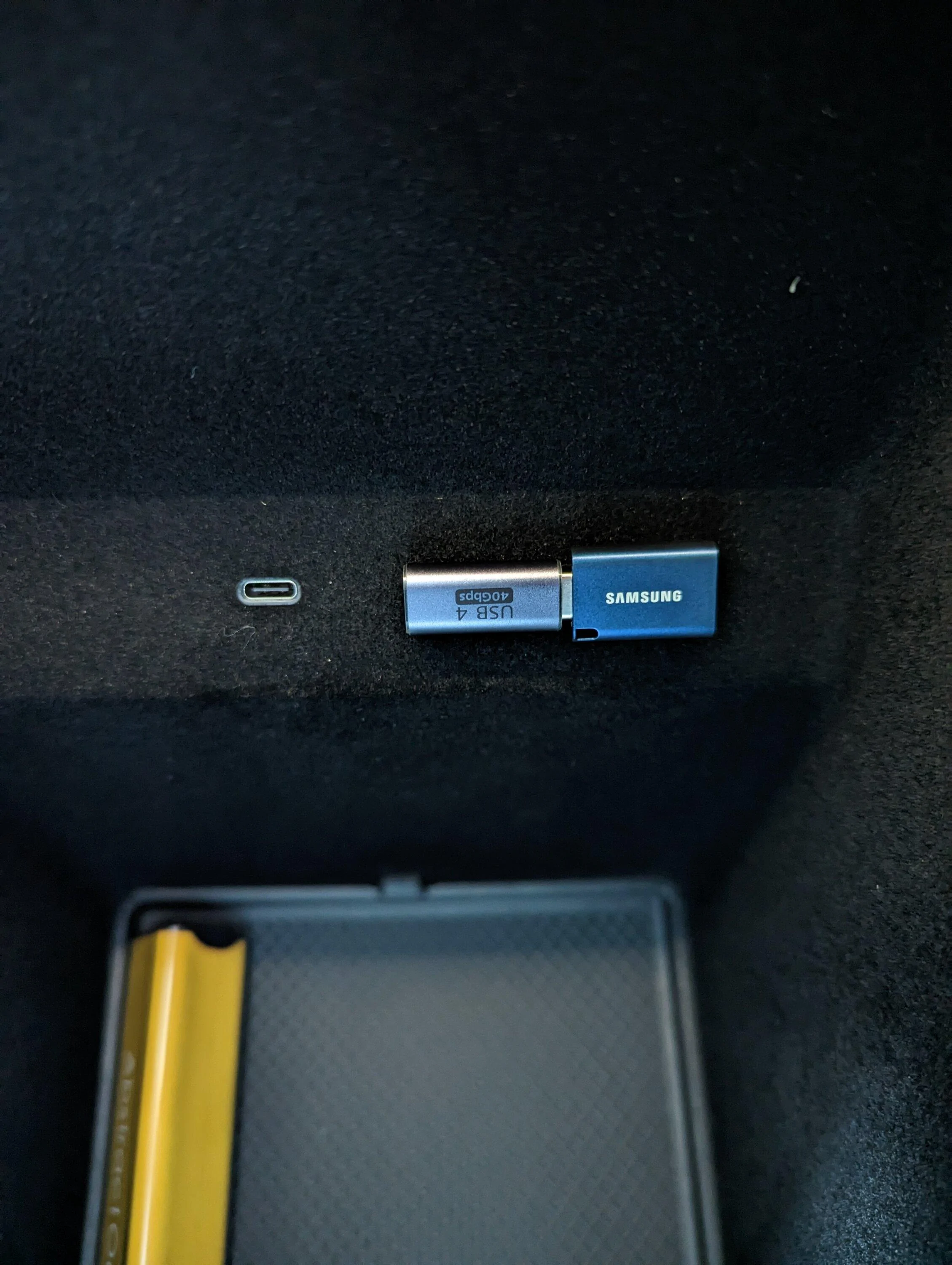 Rivian R1T R1S Show off your dashcam memory card install PXL_20230419_214946189