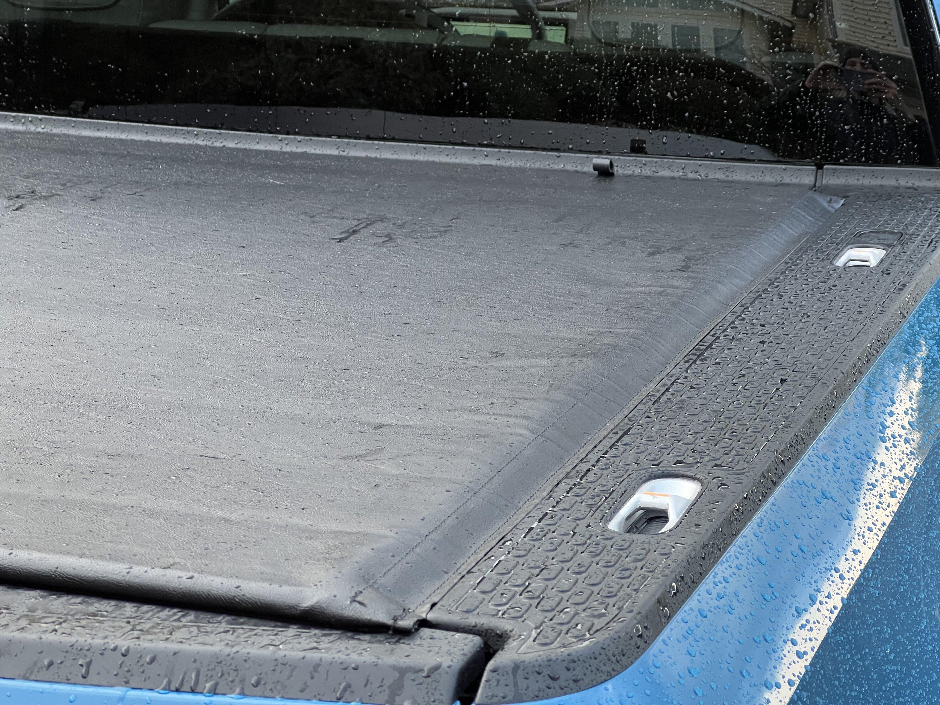 Rivian R1T R1S New aftermarket (manual) Tonneau Cover for Rivian R1T 6FF3F38D-3B18-40A2-B584-EC712C1BBE19