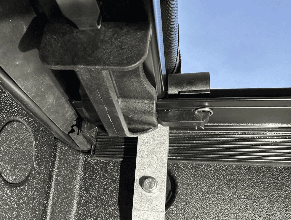 Rivian R1T R1S New aftermarket (manual) Tonneau Cover for Rivian R1T 0lx6DPt
