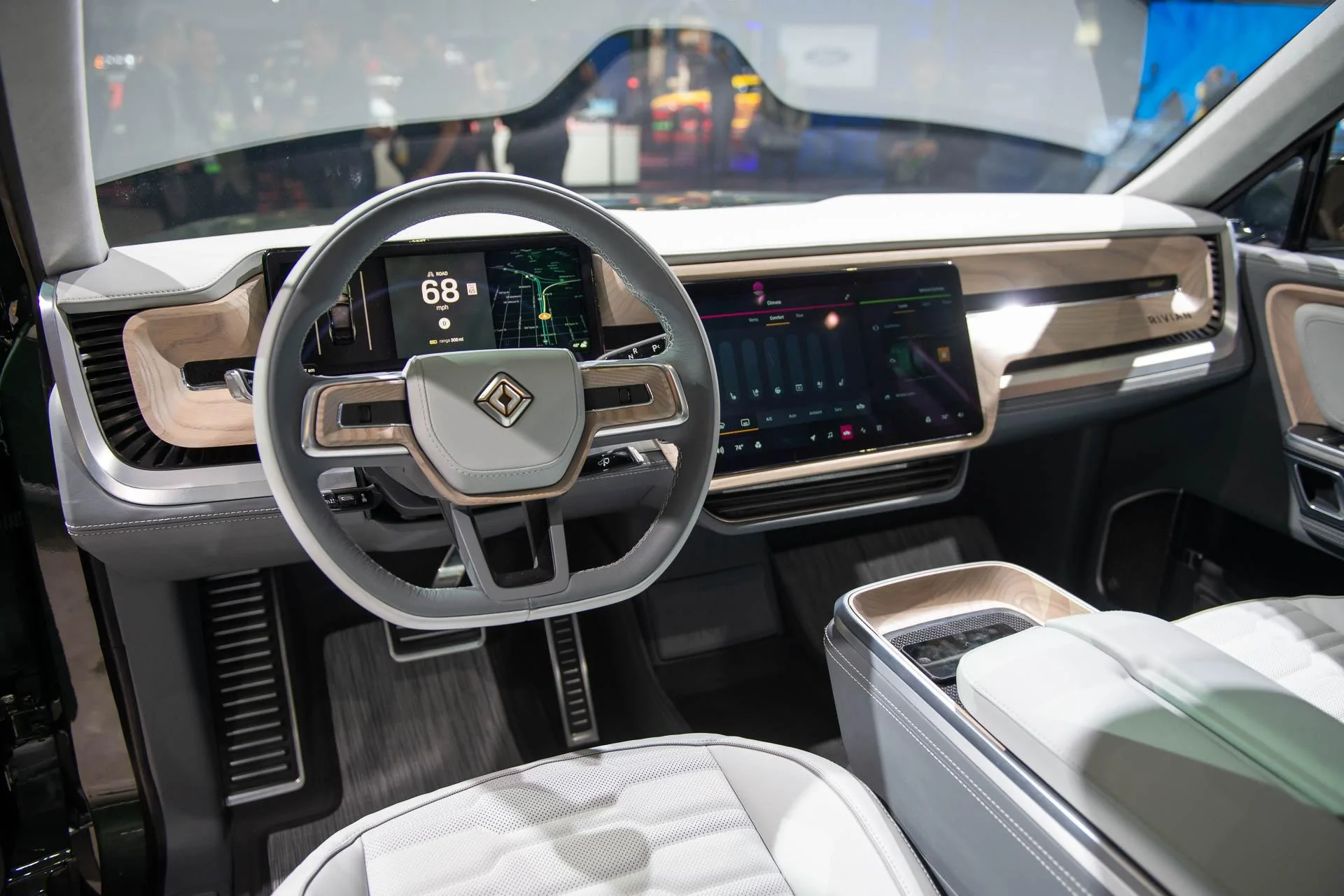 Rivian R1T R1S Transmission? rivian-s1t-2018-la-auto-show_100680696_h