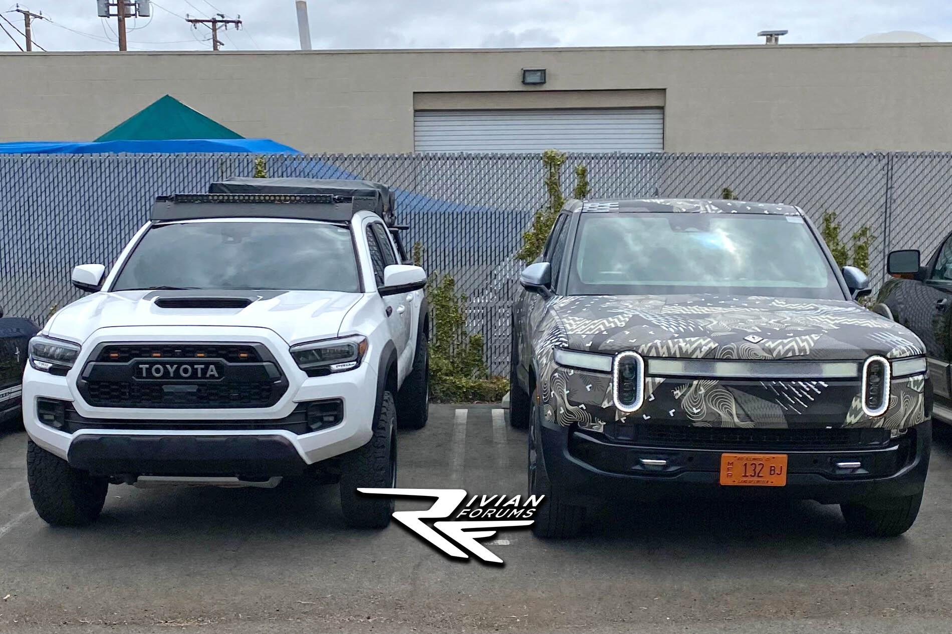 Rivian R1T R1S Real Rivian Photos & Videos Rivian R1T vs 2020 Tacoma TRD PRO 4.jpg 