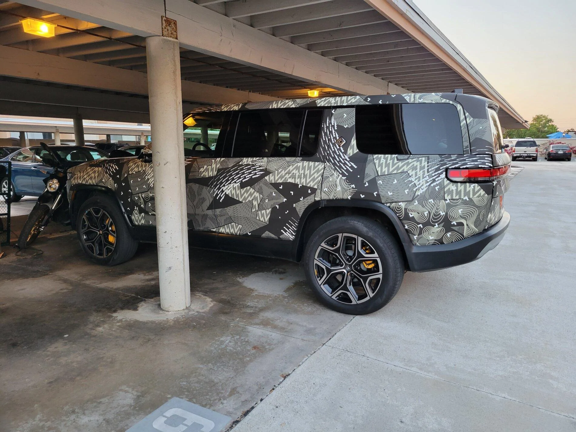 Rivian R1T R1S Real Rivian Photos & Videos 1622072835156
