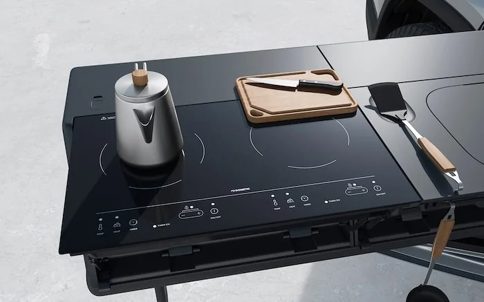 Rivian R1T R1S New updates! July deliveries, August test drives, off road package now optional on Launch Edition, gear added to configurator original.jpg;resize(700,_)