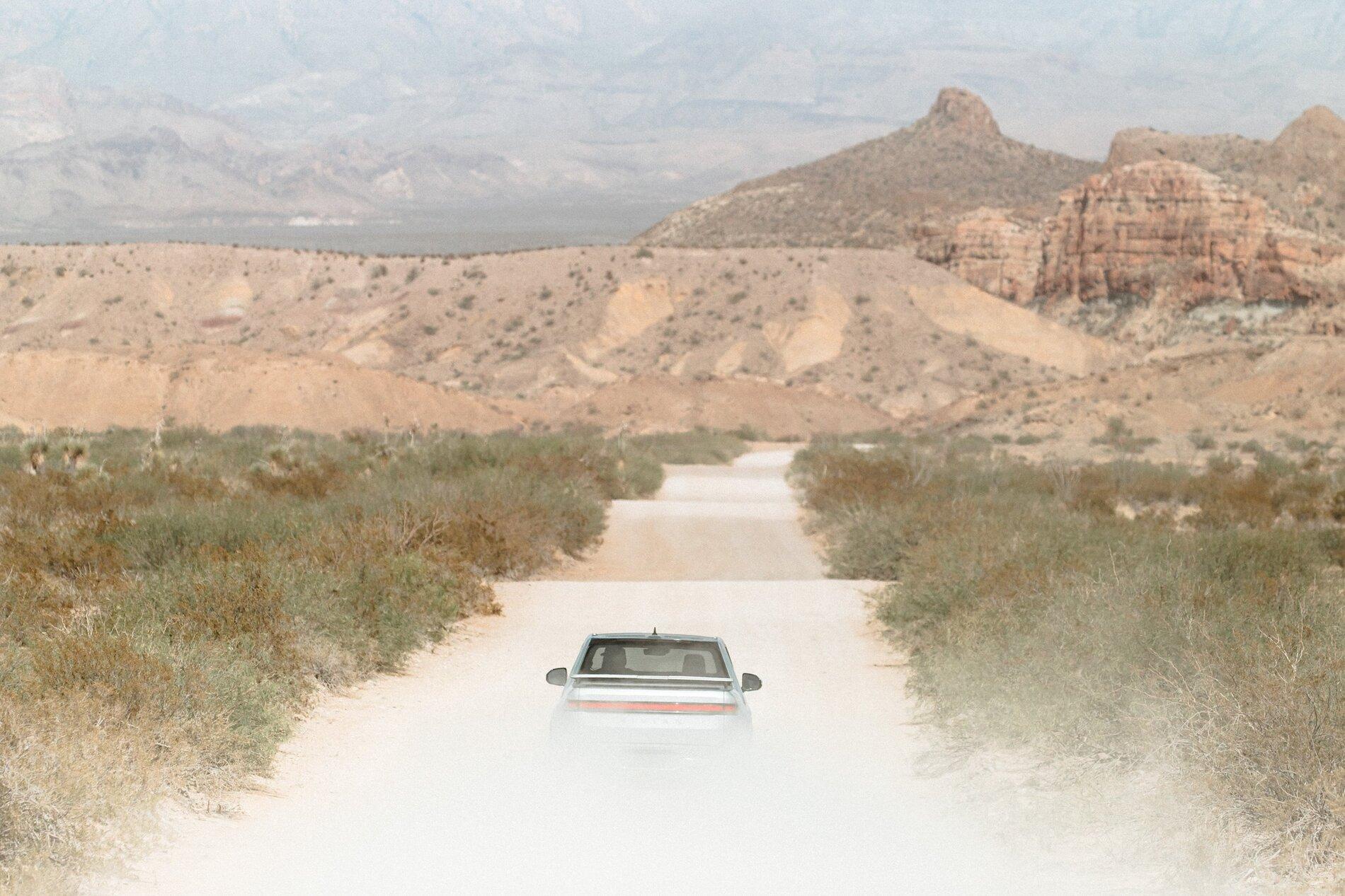 Rivian R1T R1S Real Rivian Photos & Videos original.jpg;resize(2600,_)(4)