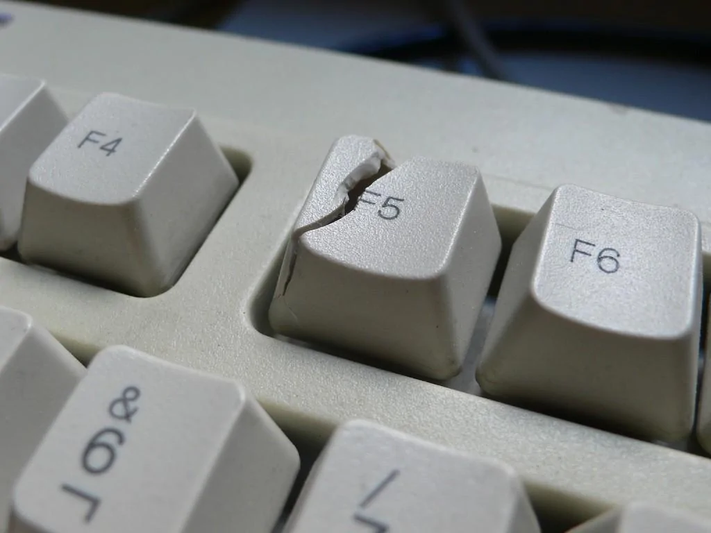 Rivian R1T R1S Rivian Guide Contacted Finally! (For Real) ? broken-f5-button