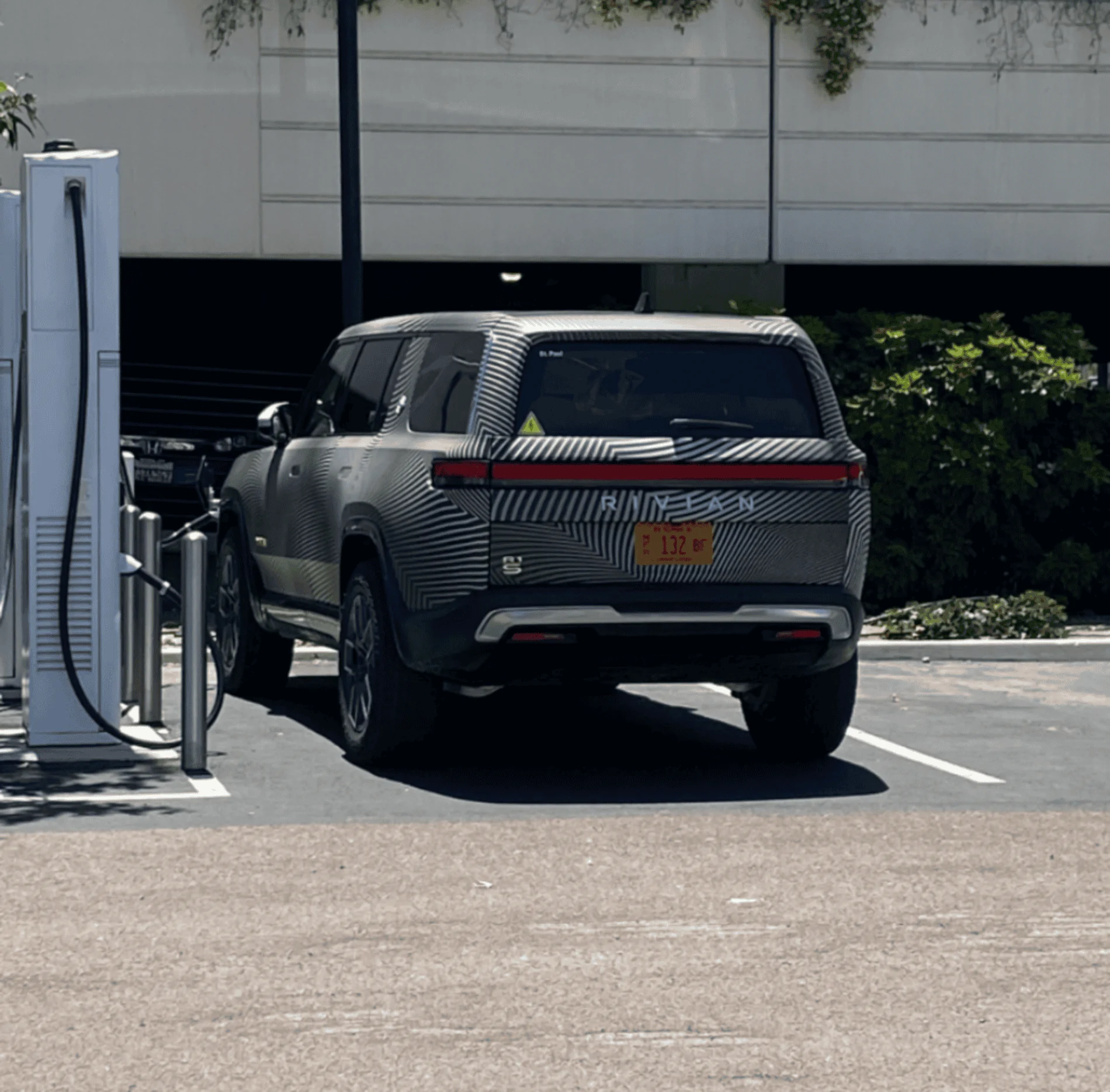 Rivian R1T R1S Real Rivian Photos & Videos Screenshot_20210613-155908