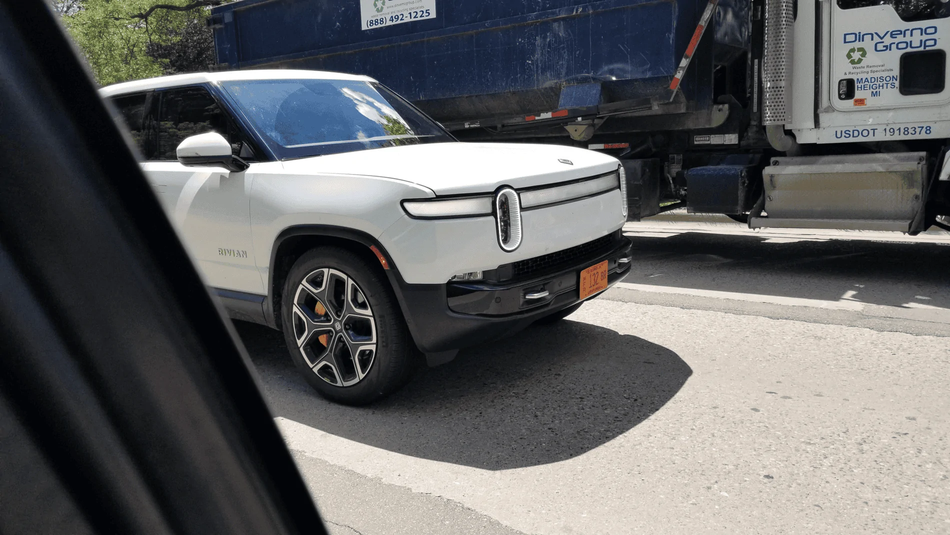 Rivian R1T R1S Real Rivian Photos & Videos 1623894091100