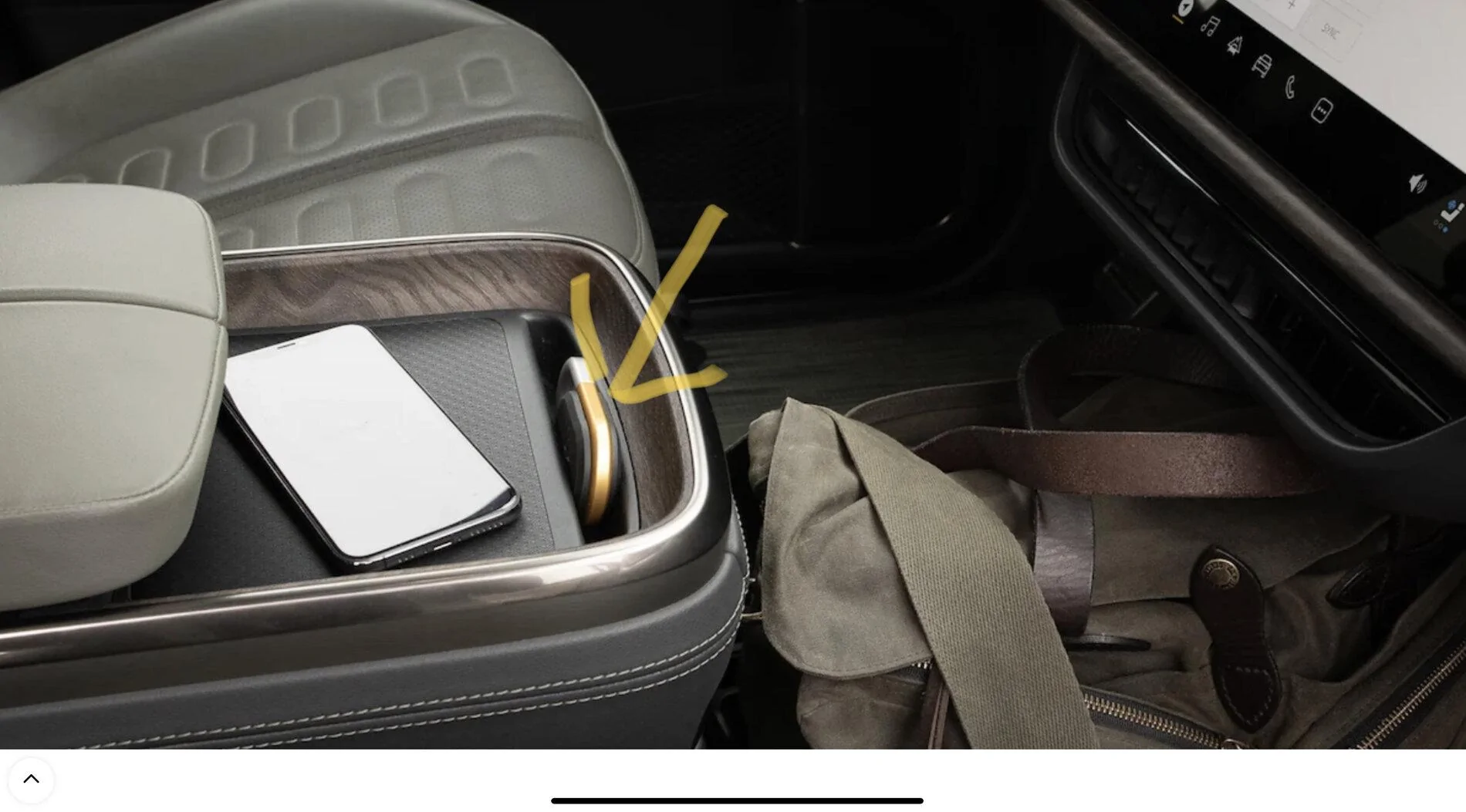 Rivian R1T R1S INTERIOR feature / details just posted at Rivian.com 813B2DC7-8805-4E11-8FA7-B5A6E8CC0DE4
