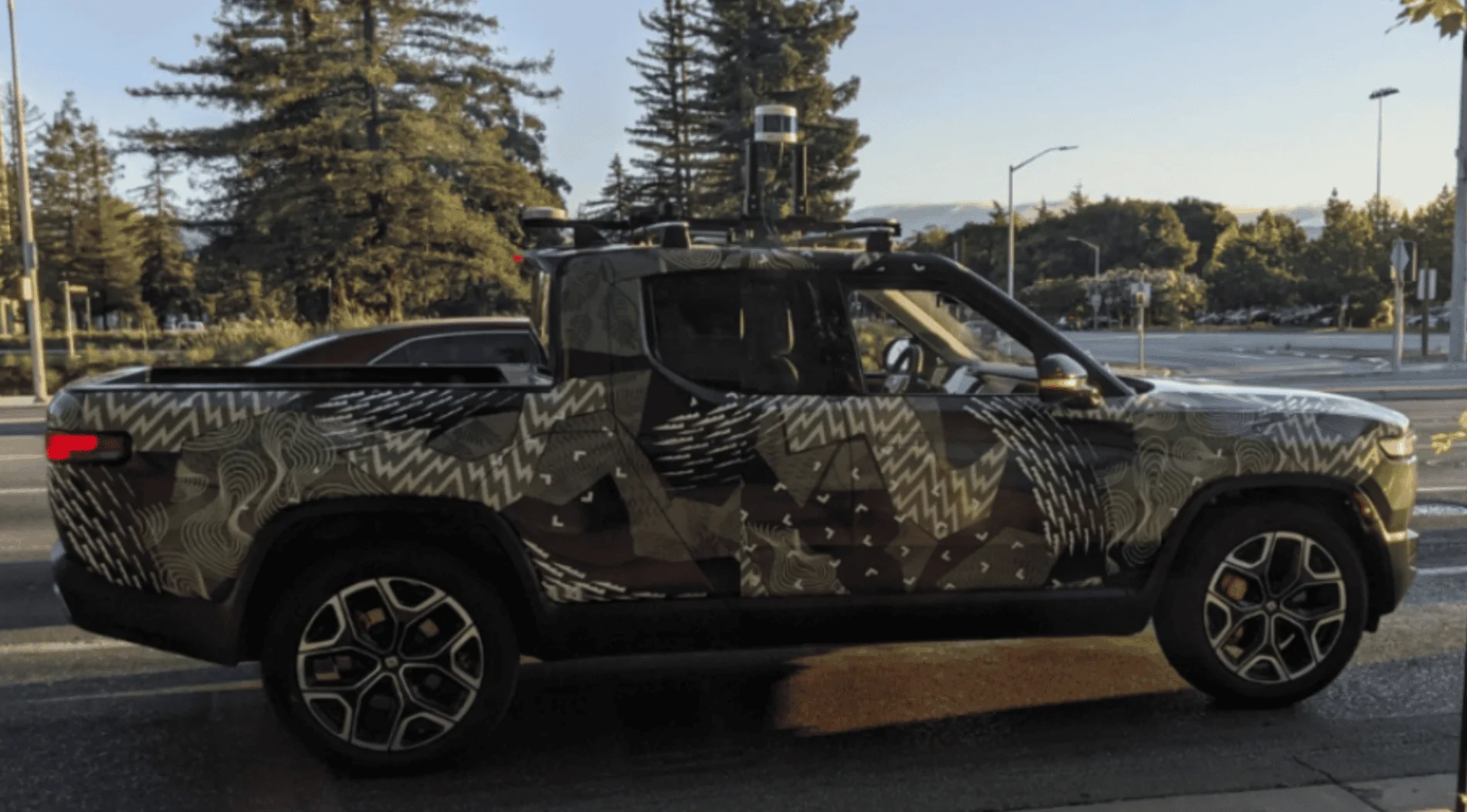 Rivian R1T R1S Real Rivian Photos & Videos Screenshot_20210622-211719