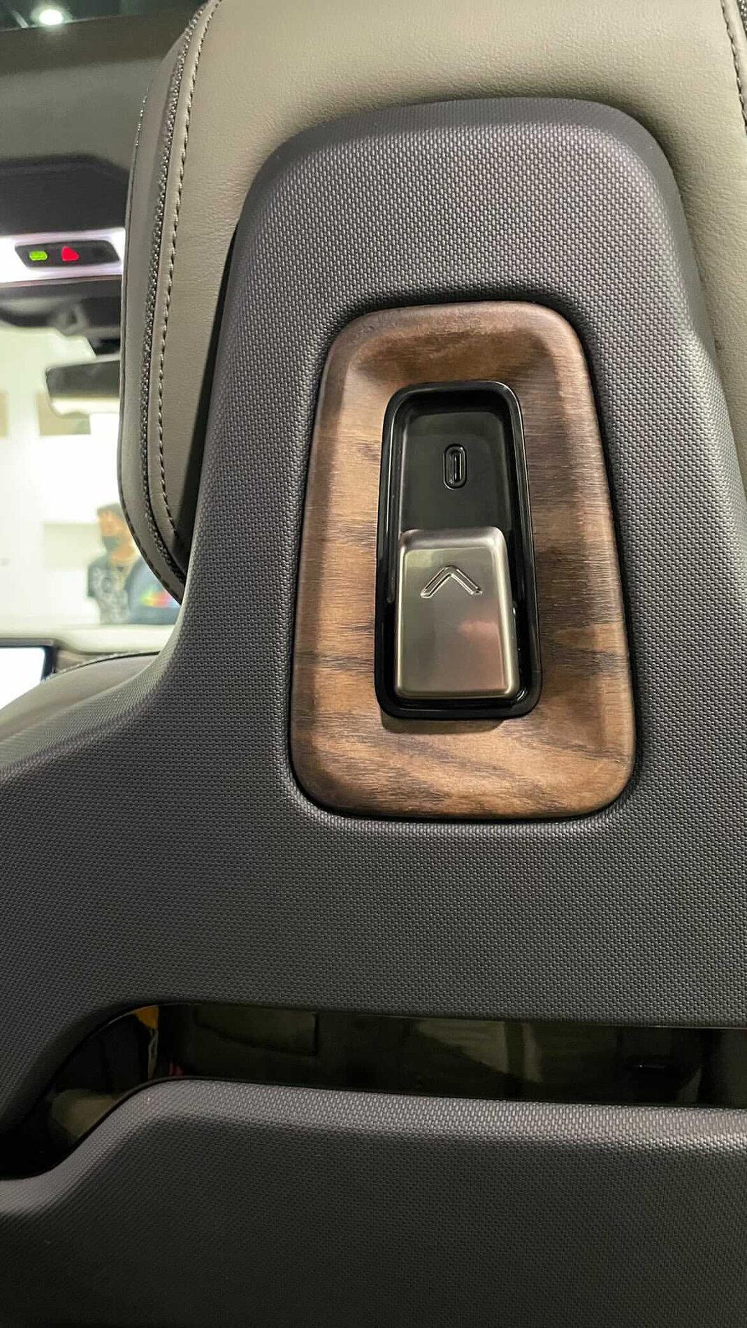 Rivian R1T R1S Real Rivian Photos & Videos 1624724359696