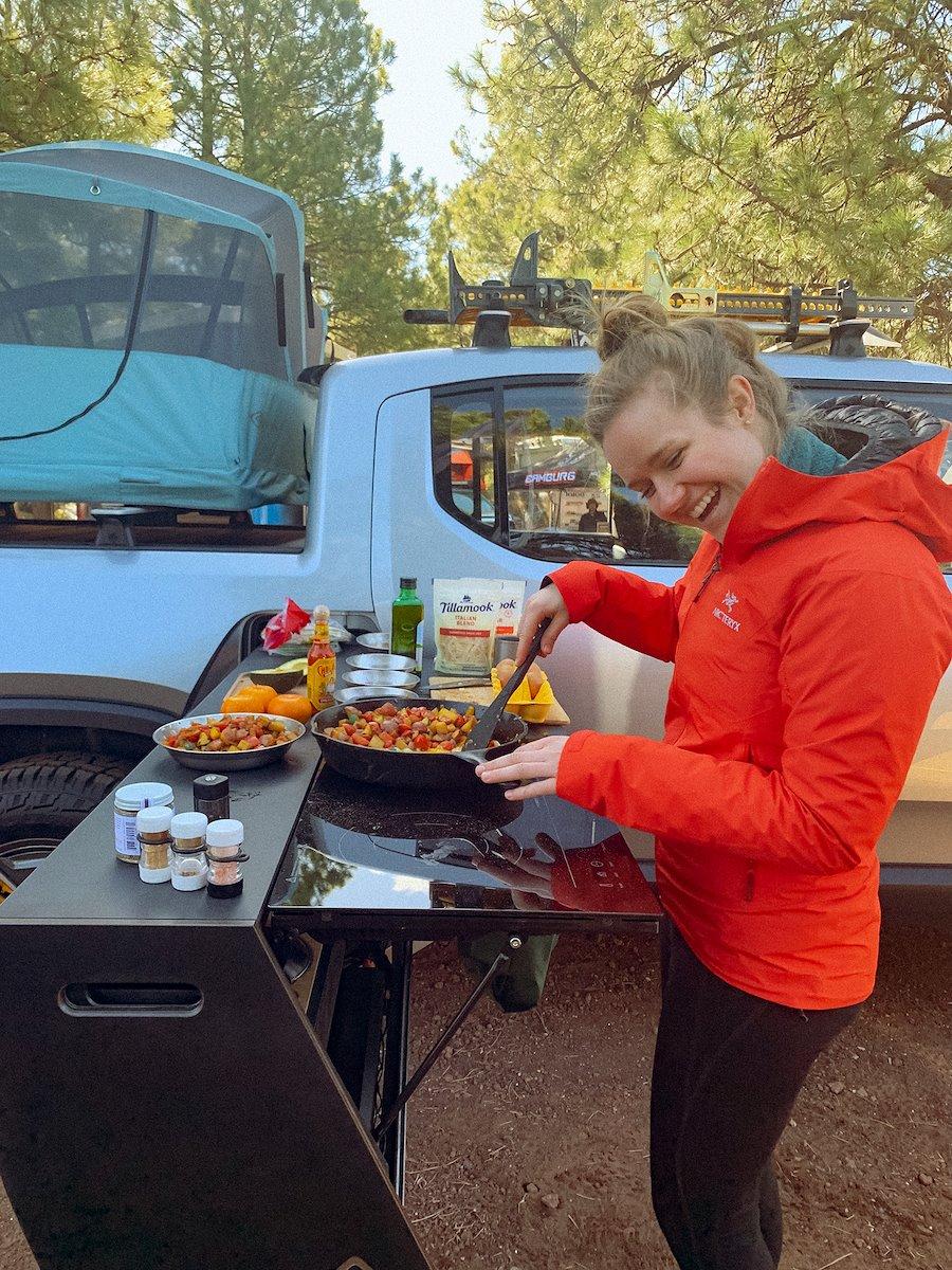 Rivian R1T R1S Rivian Story: Camp Kitchen original.jpg;resize(900,_)
