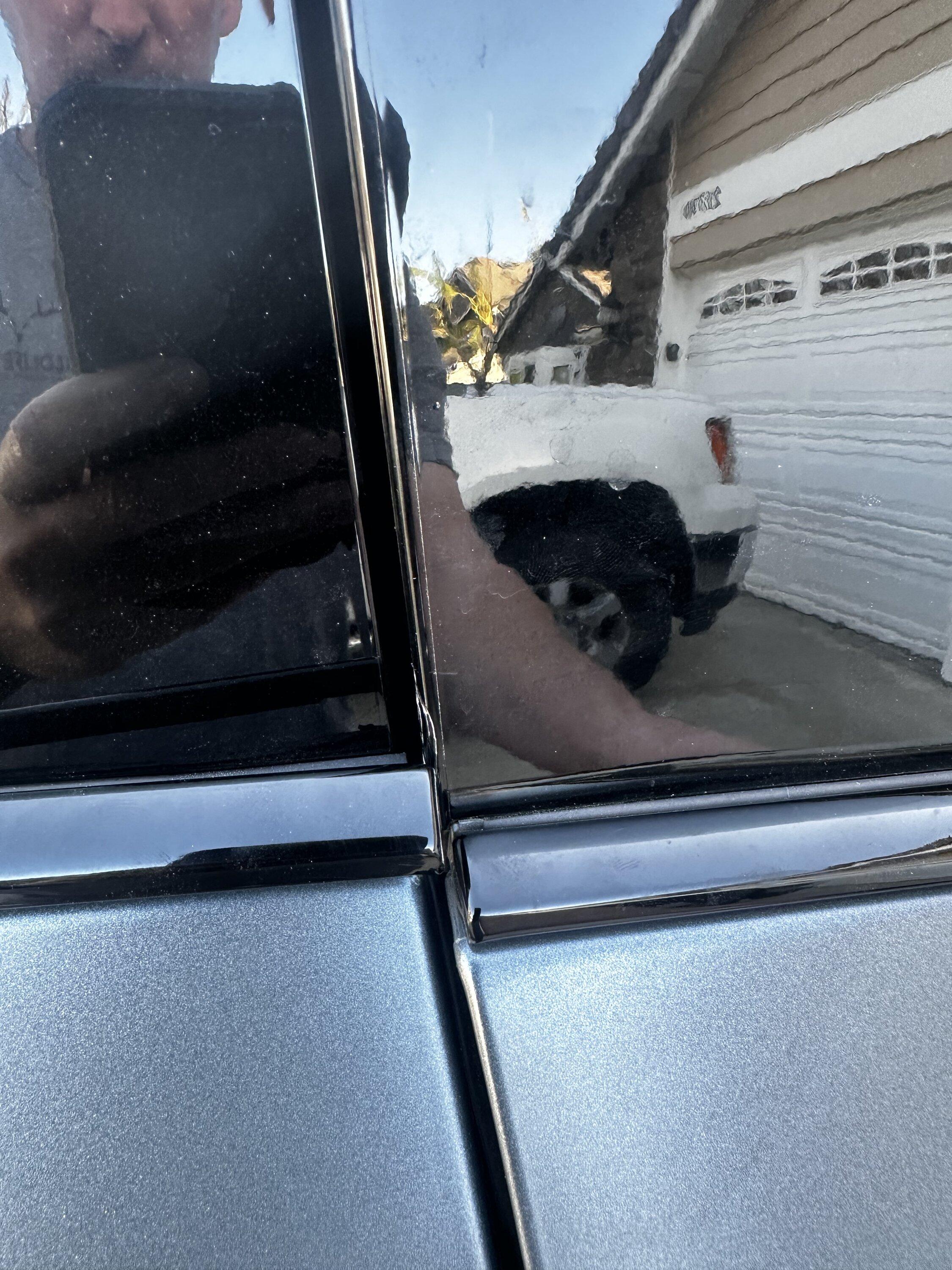Rivian R1T R1S Service center hours??? 428A4C48-6DA3-47CC-A0FD-EFAC8280BE92