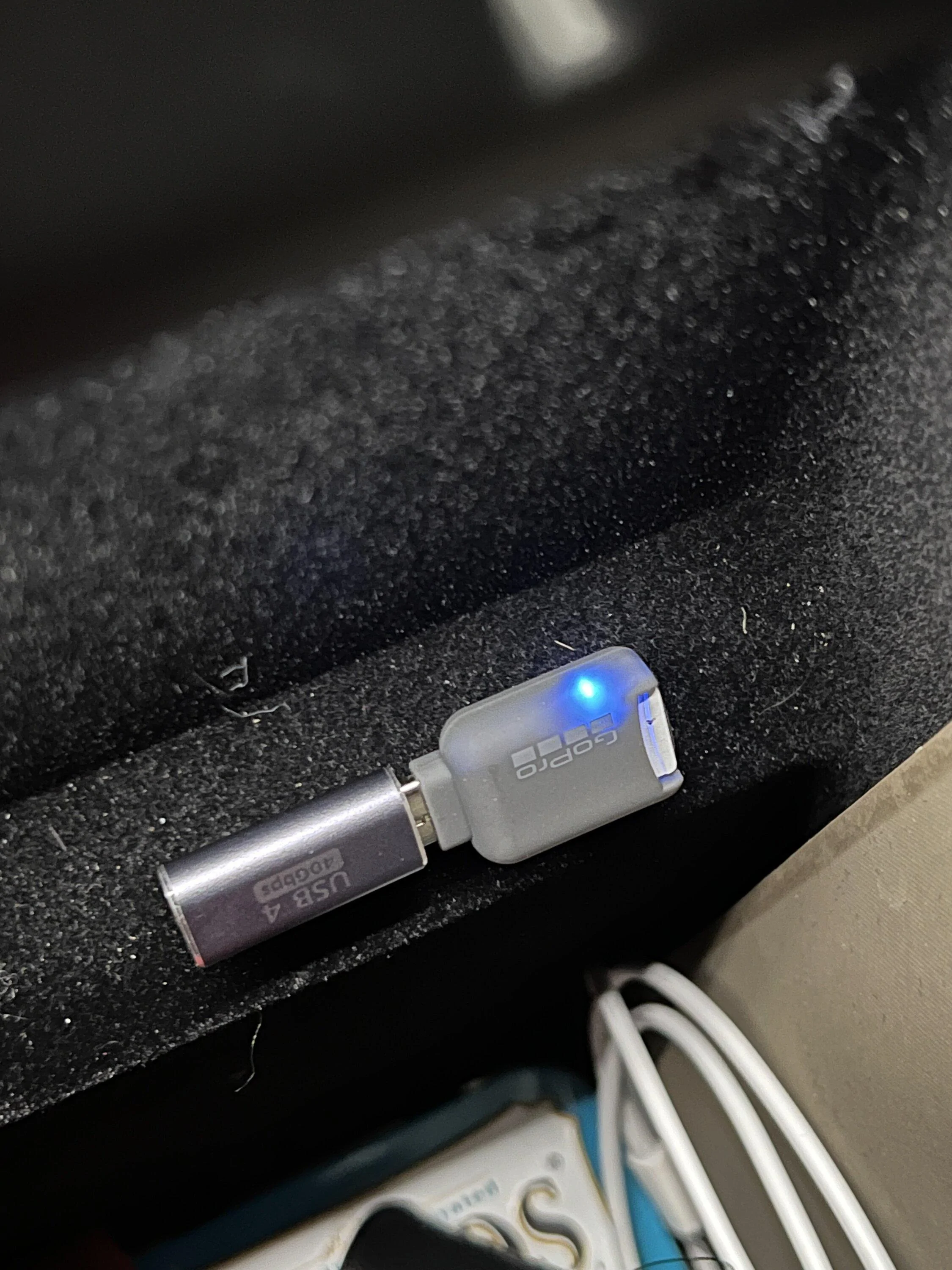 Rivian R1T R1S Show off your dashcam memory card install IMG_6449