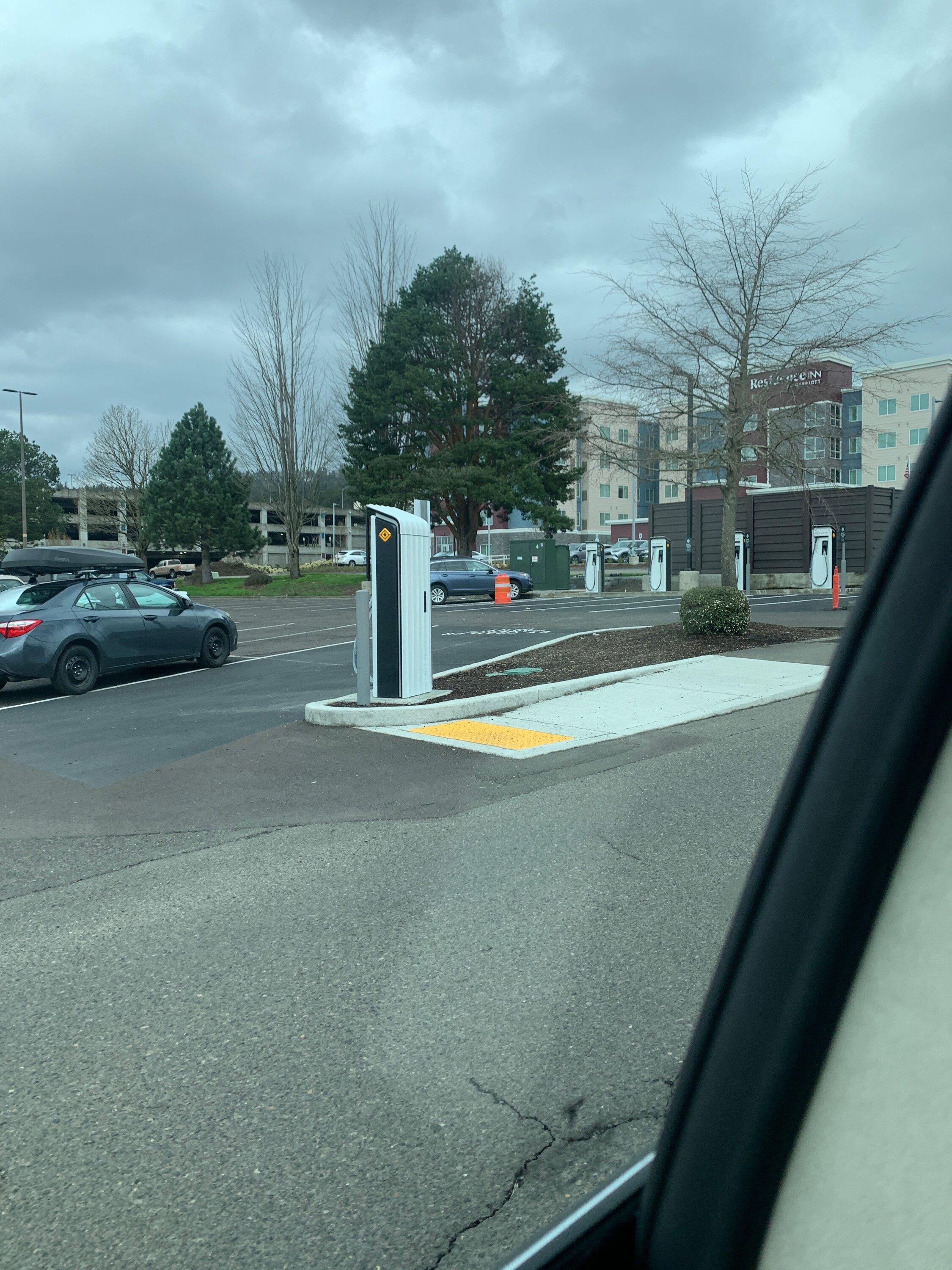 Rivian R1T R1S Happy Valley RAN Station Status? 1682304079408
