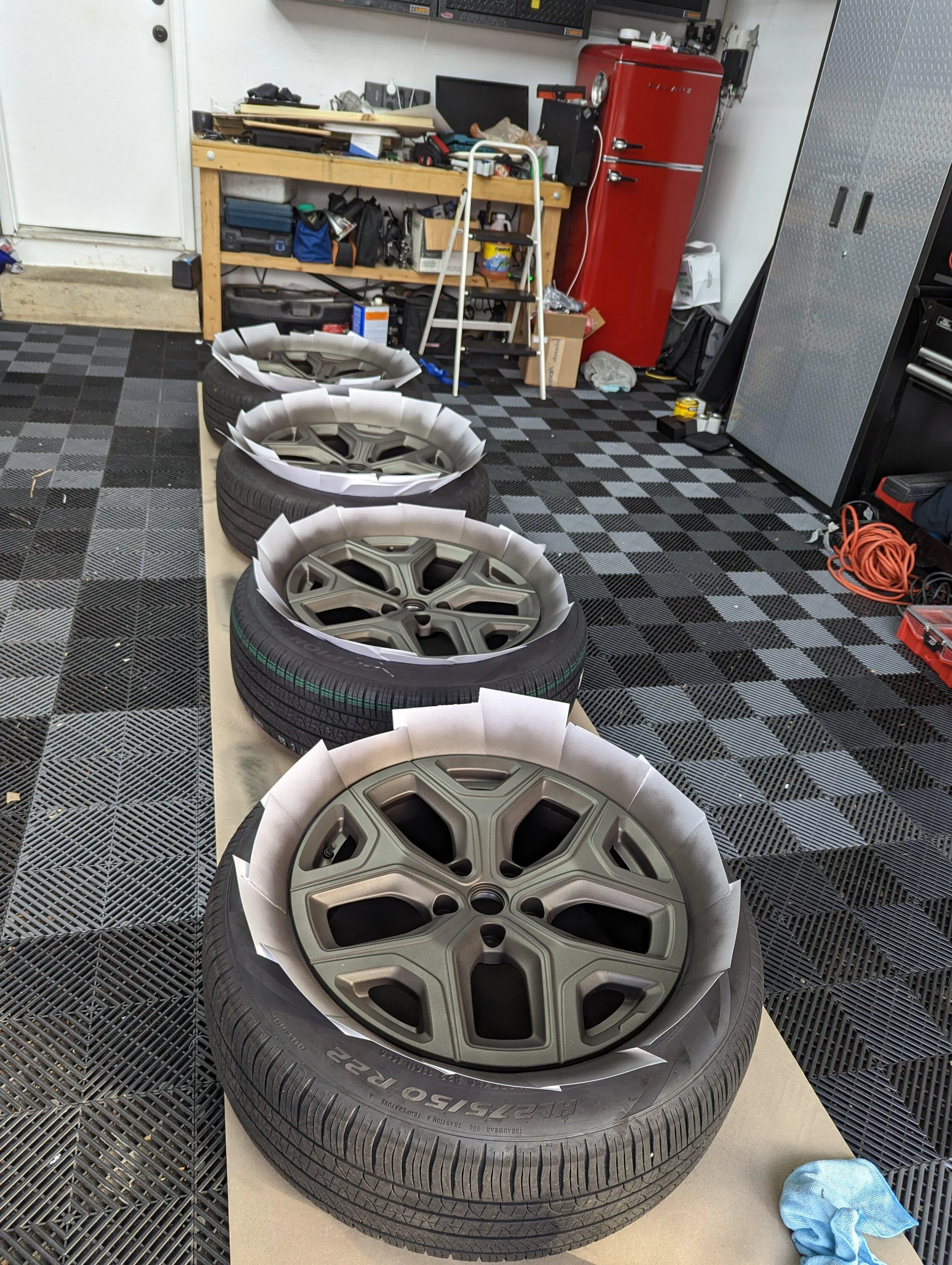 Rivian R1T R1S Various 22" Wheels in DipYourCar Colors (Painted so you can see how they look) R1S PXL_20230215_210752278