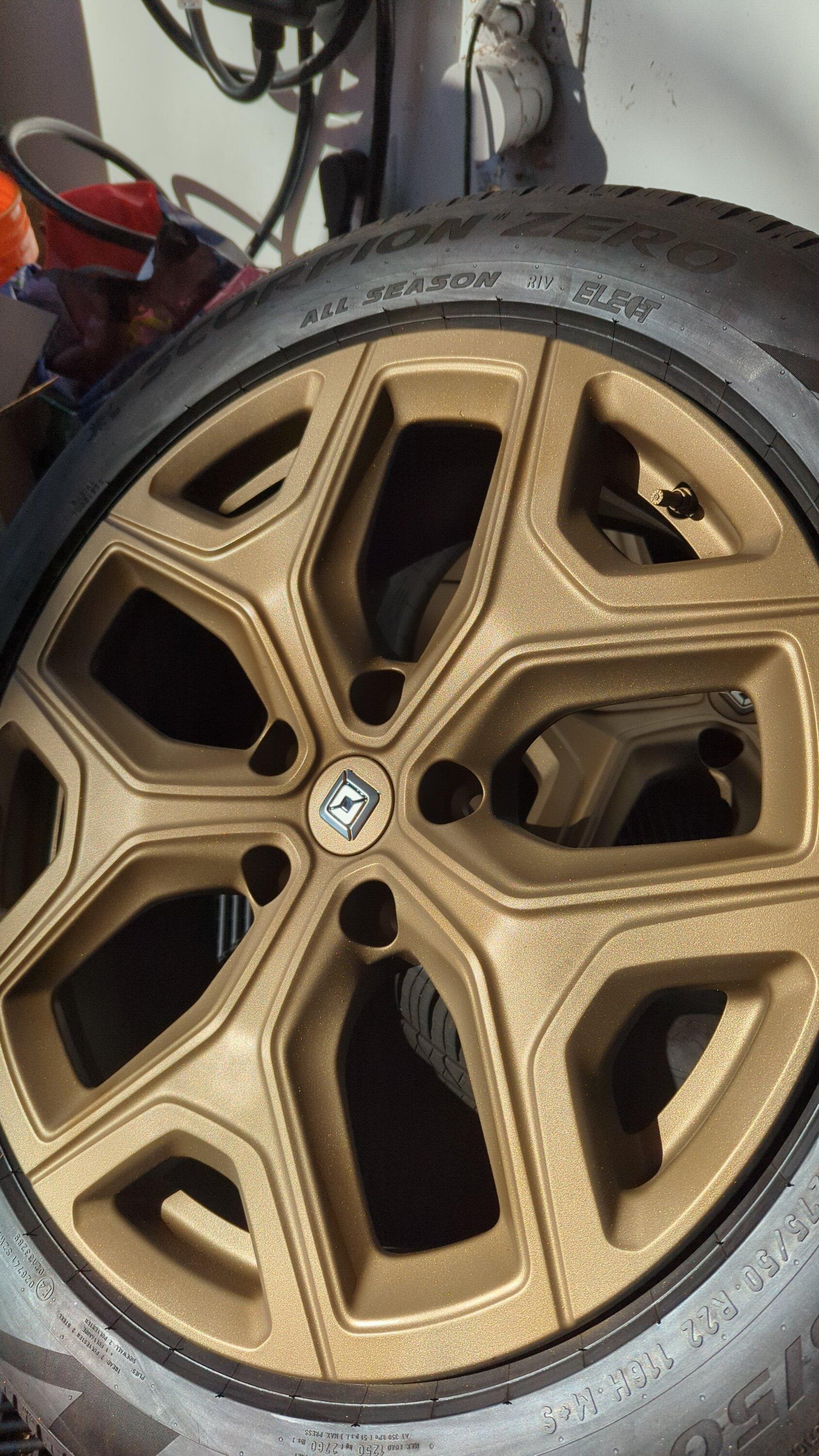 Rivian R1T R1S Various 22" Wheels in DipYourCar Colors (Painted so you can see how they look) R1S IMG-20230307-WA0017