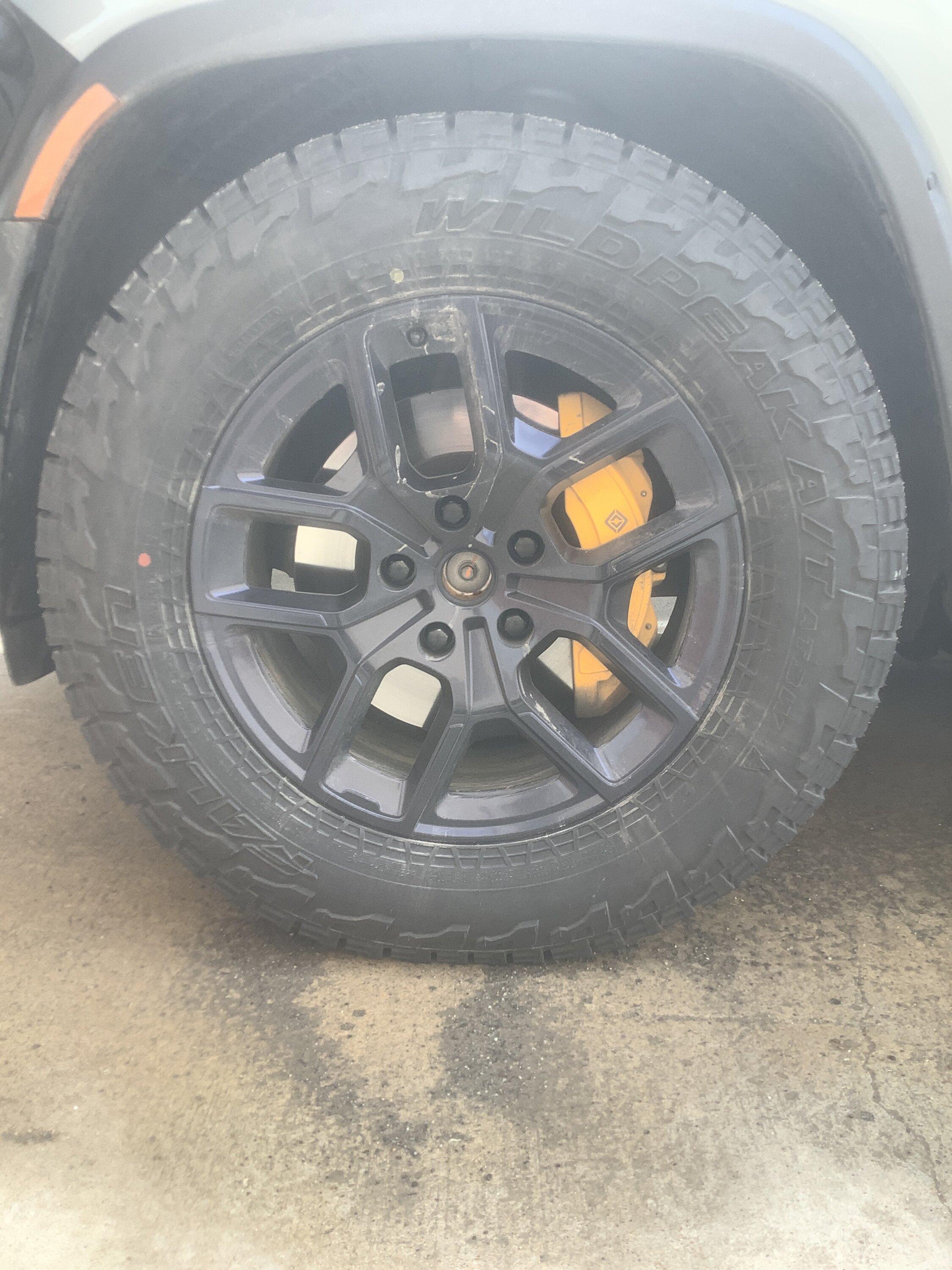 Rivian R1T R1S Falken Wildpeak AT3W (285/65/20) installed IMG_3612