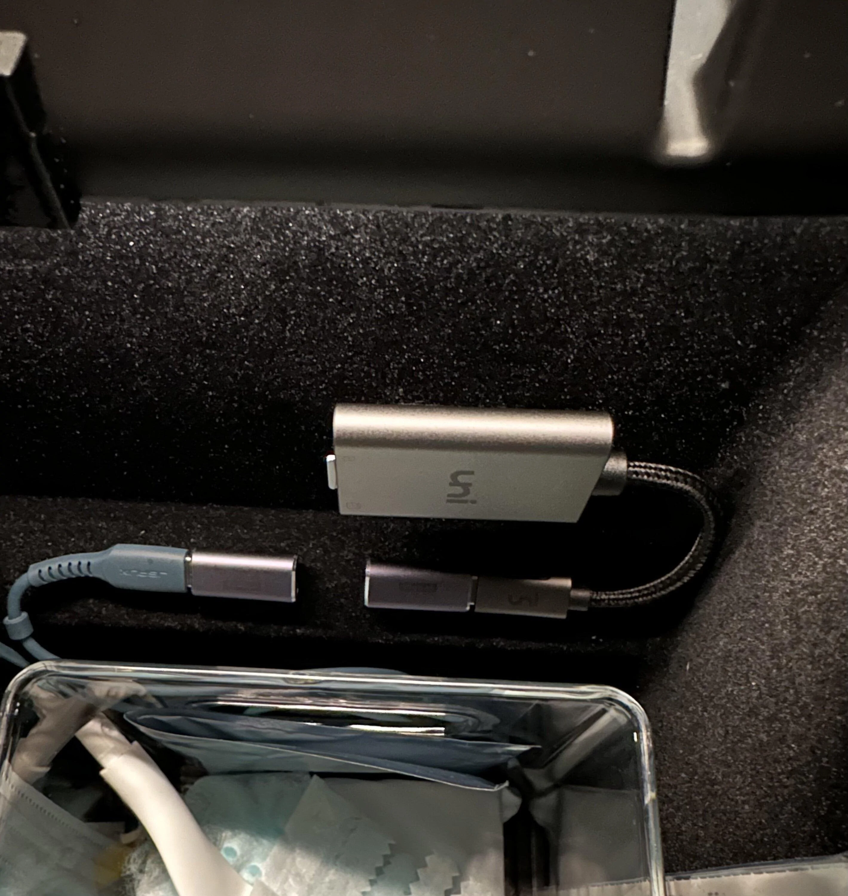 Rivian R1T R1S Show off your dashcam memory card install IMG_7268