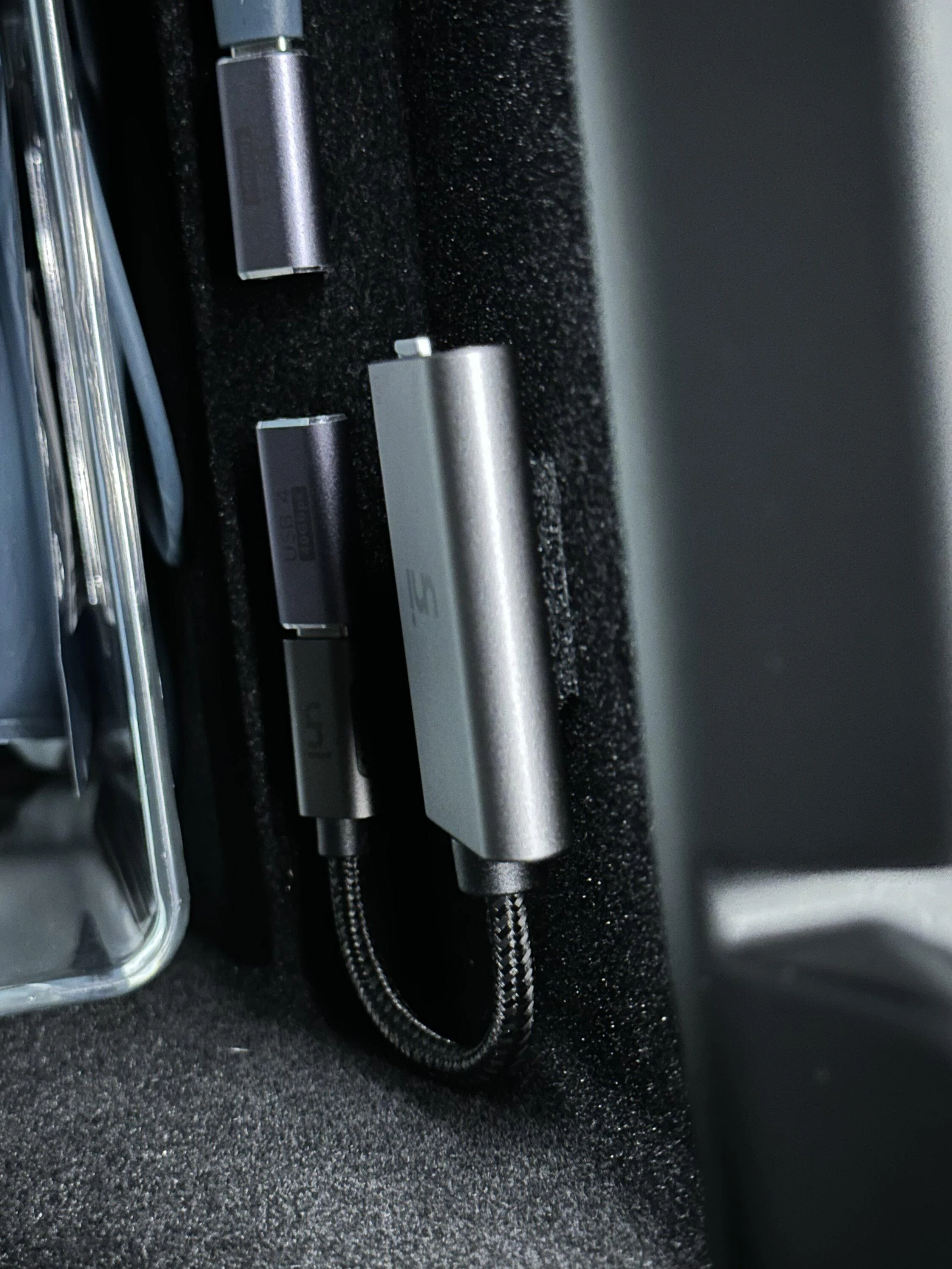 Rivian R1T R1S Show off your dashcam memory card install IMG_7269