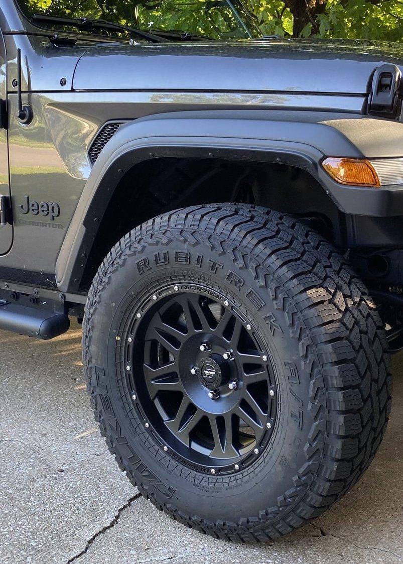 Rivian R1T R1S Falken Wildpeak AT3W (285/65/20) installed Falken Rubitrek