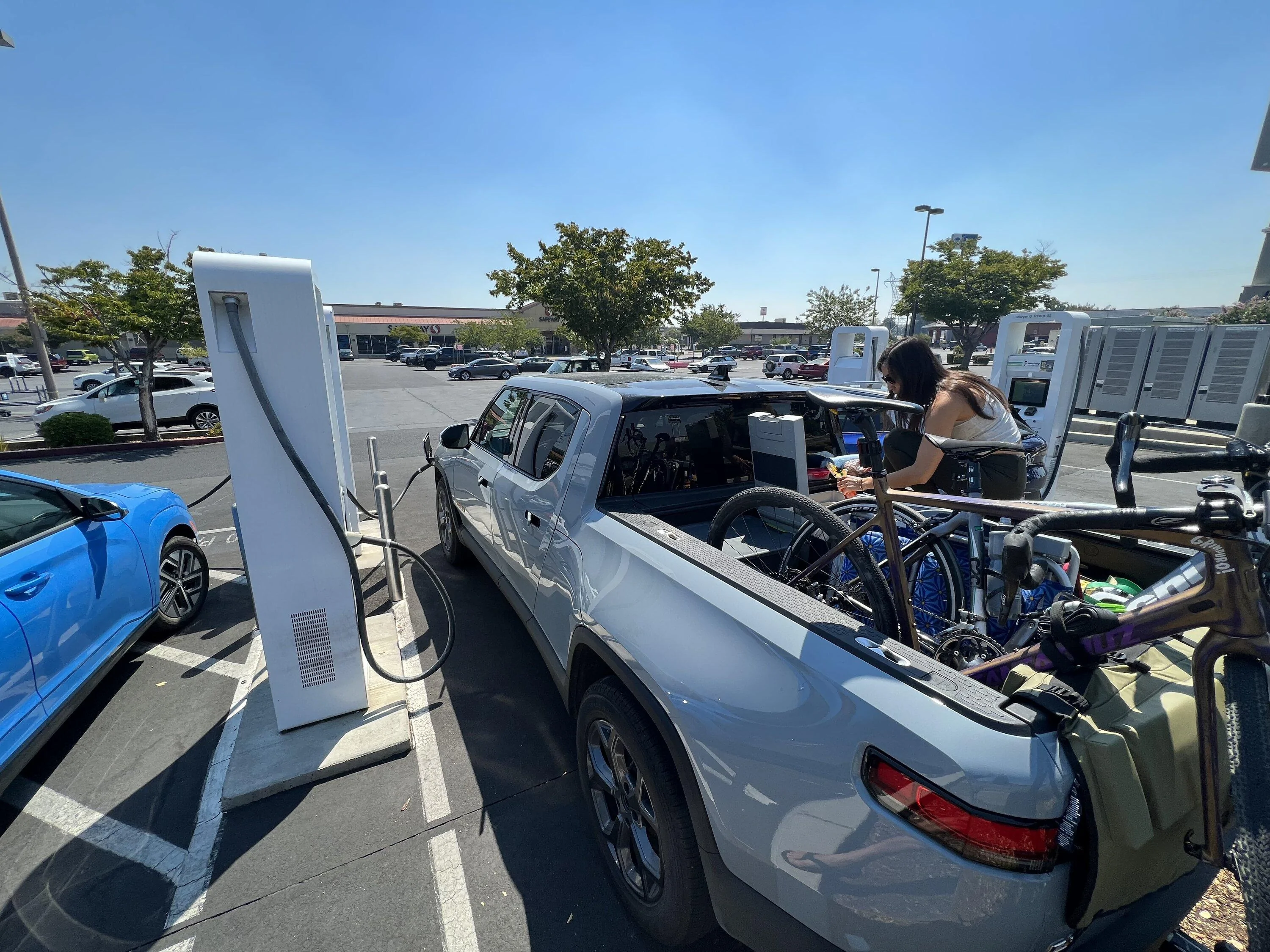 Rivian R1T R1S RAN Rivian Charging Stations Locations Map via Google Maps 1682395179994