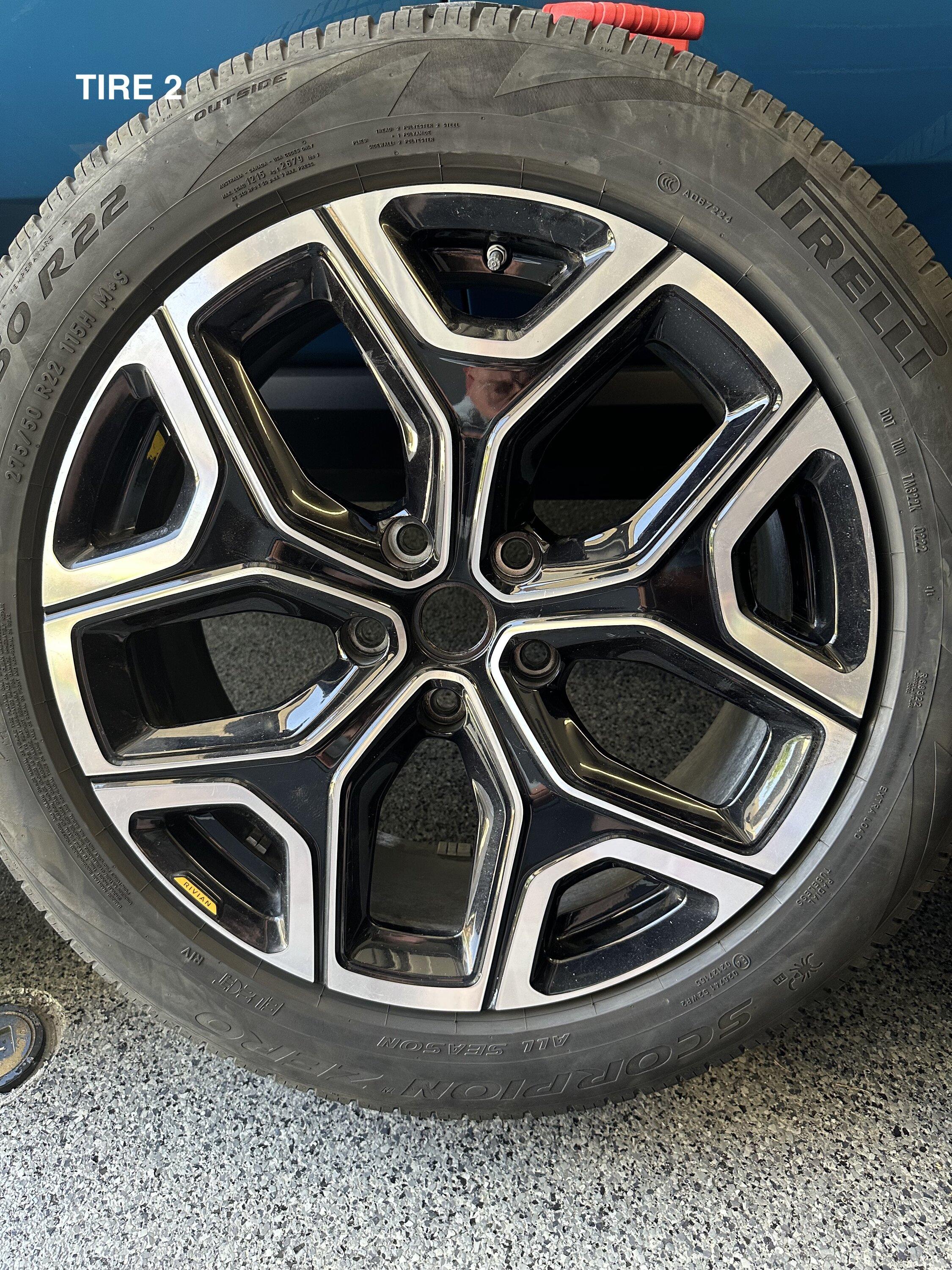 Rivian R1T R1S 5 22" Sport Bright Wheels & Tires Tire 2-2