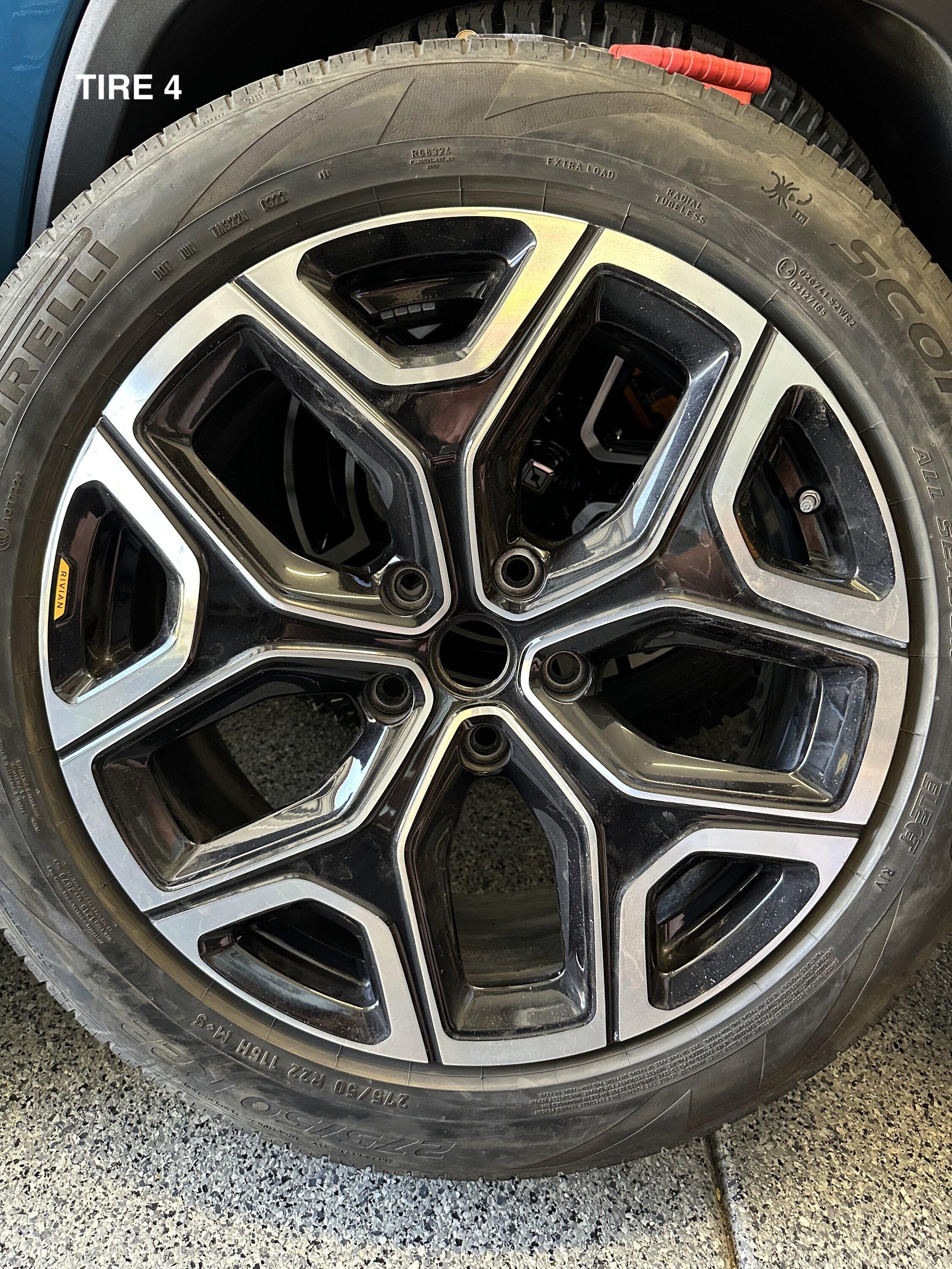 Rivian R1T R1S 5 22" Sport Bright Wheels & Tires Tire 4-2